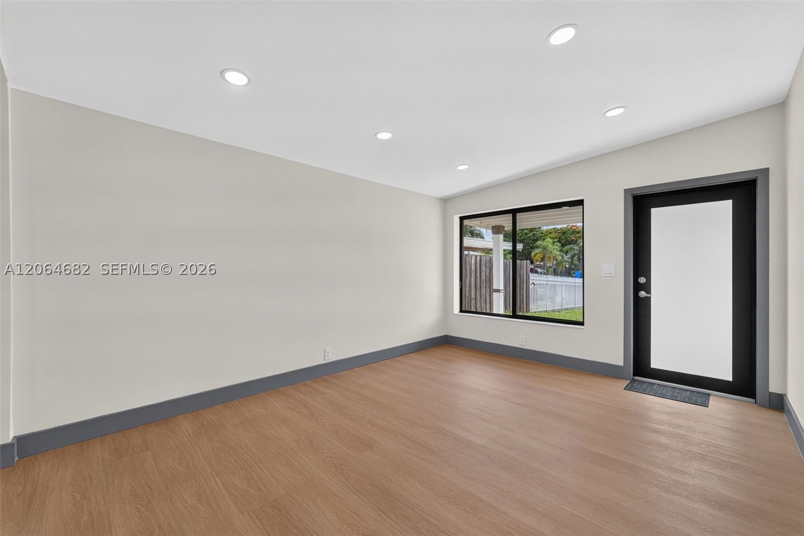 Real estate property located at 3620 58th Ave, Broward, Sunland Park Section 2, West Park, FL