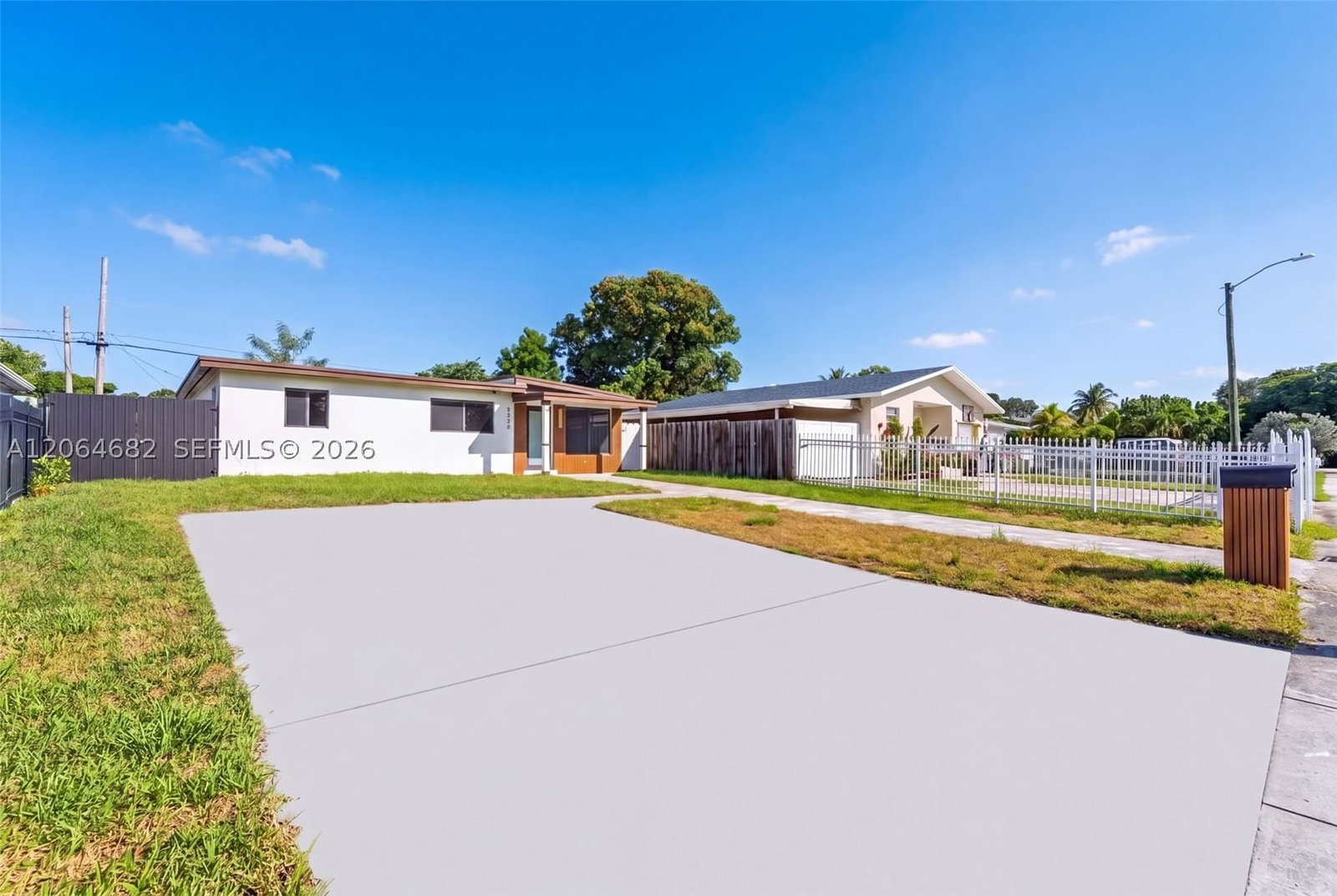 Real estate property located at 3620 58th Ave, Broward, Sunland Park Section 2, West Park, FL