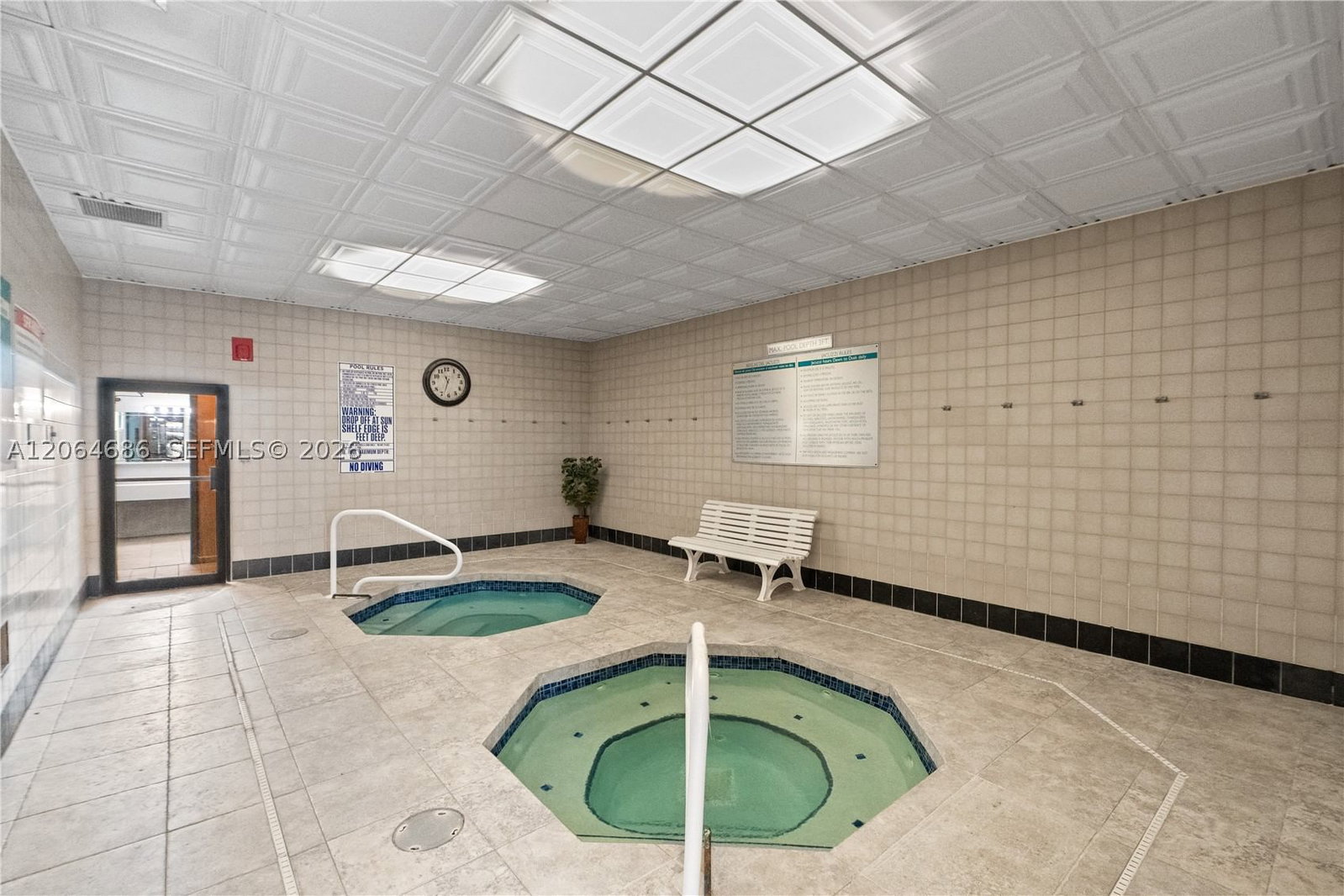 Real estate property located at 900 Colony Point Cir #216, Broward, Colony Point 1 Condo, Pembroke Pines, FL