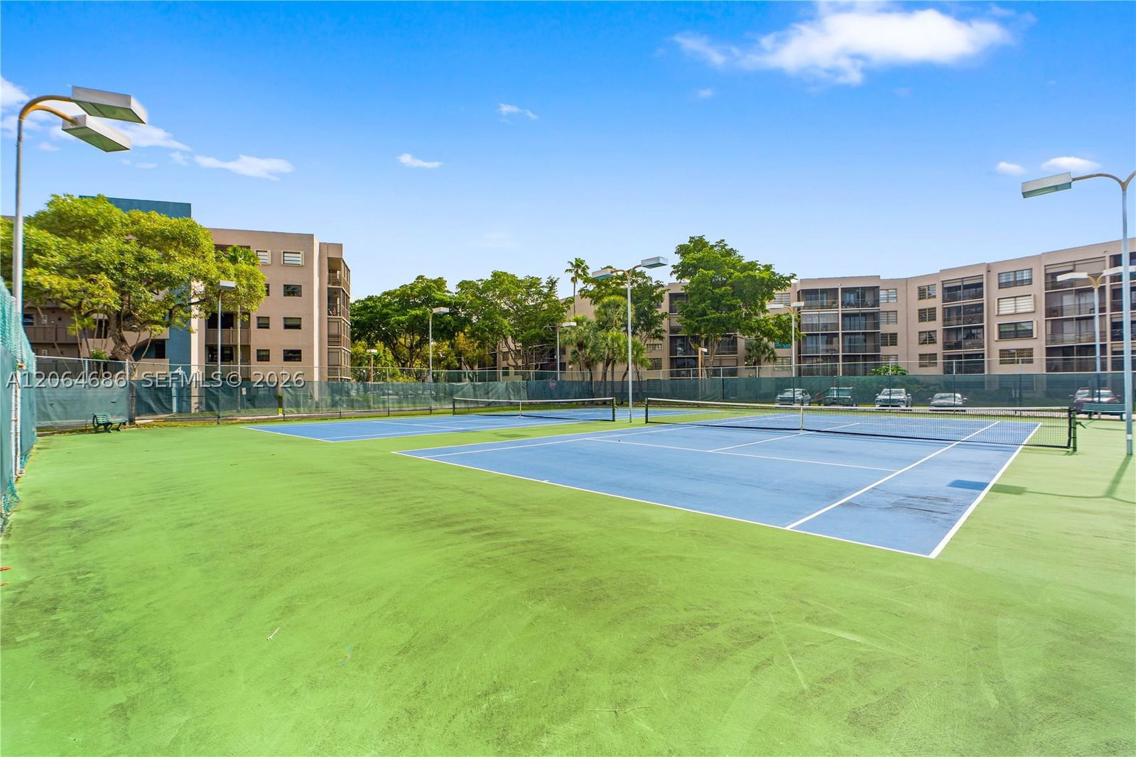 Real estate property located at 900 Colony Point Cir #216, Broward, Colony Point 1 Condo, Pembroke Pines, FL