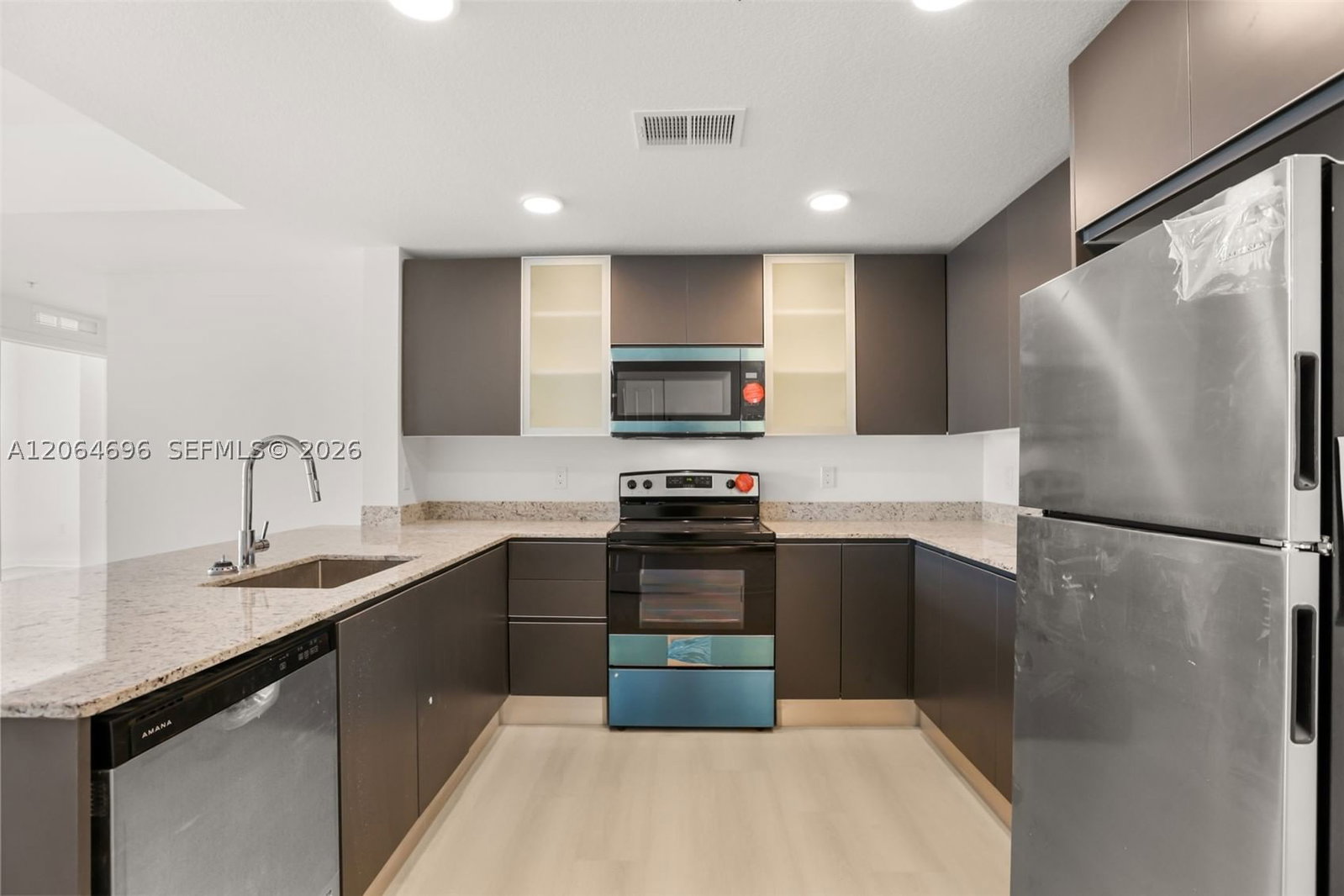 Real estate property located at 5563 Millenia Park Blvd #225, Orange, Millenia Park, Orlando, FL