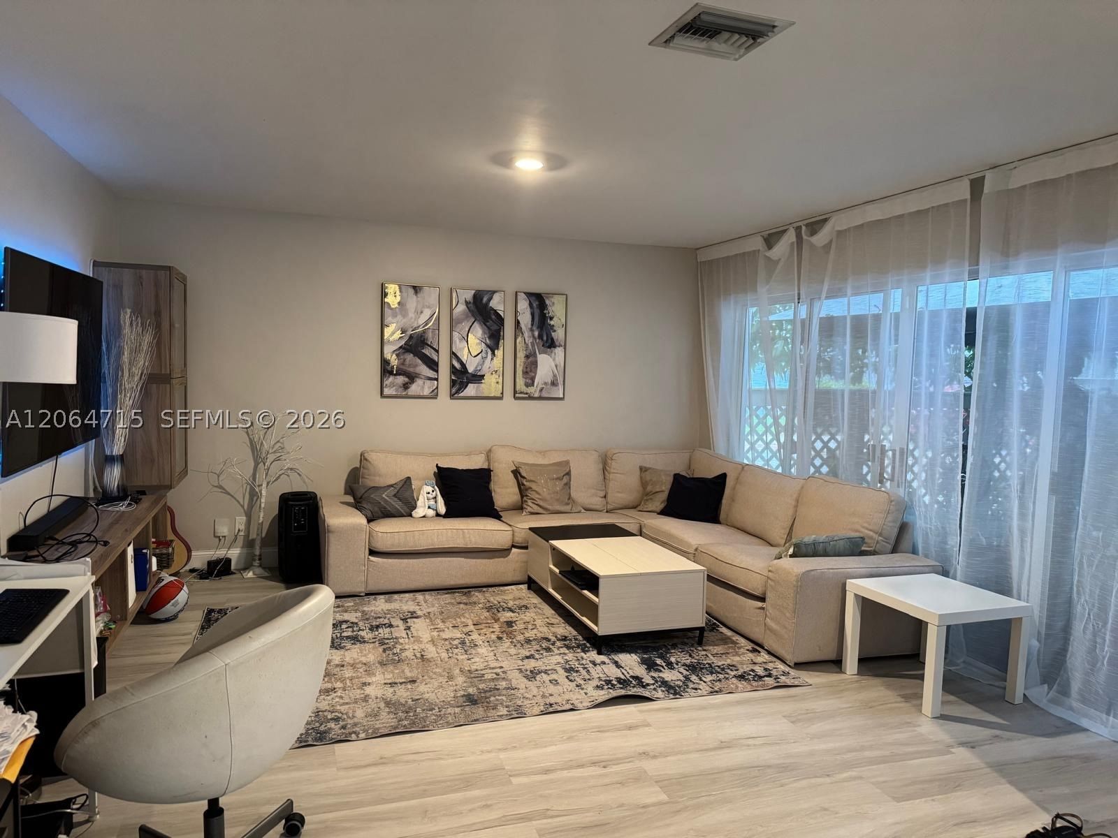 Real estate property located at 11008 Mainsail Dr, Broward, Embassy Lakes, Cooper City, FL