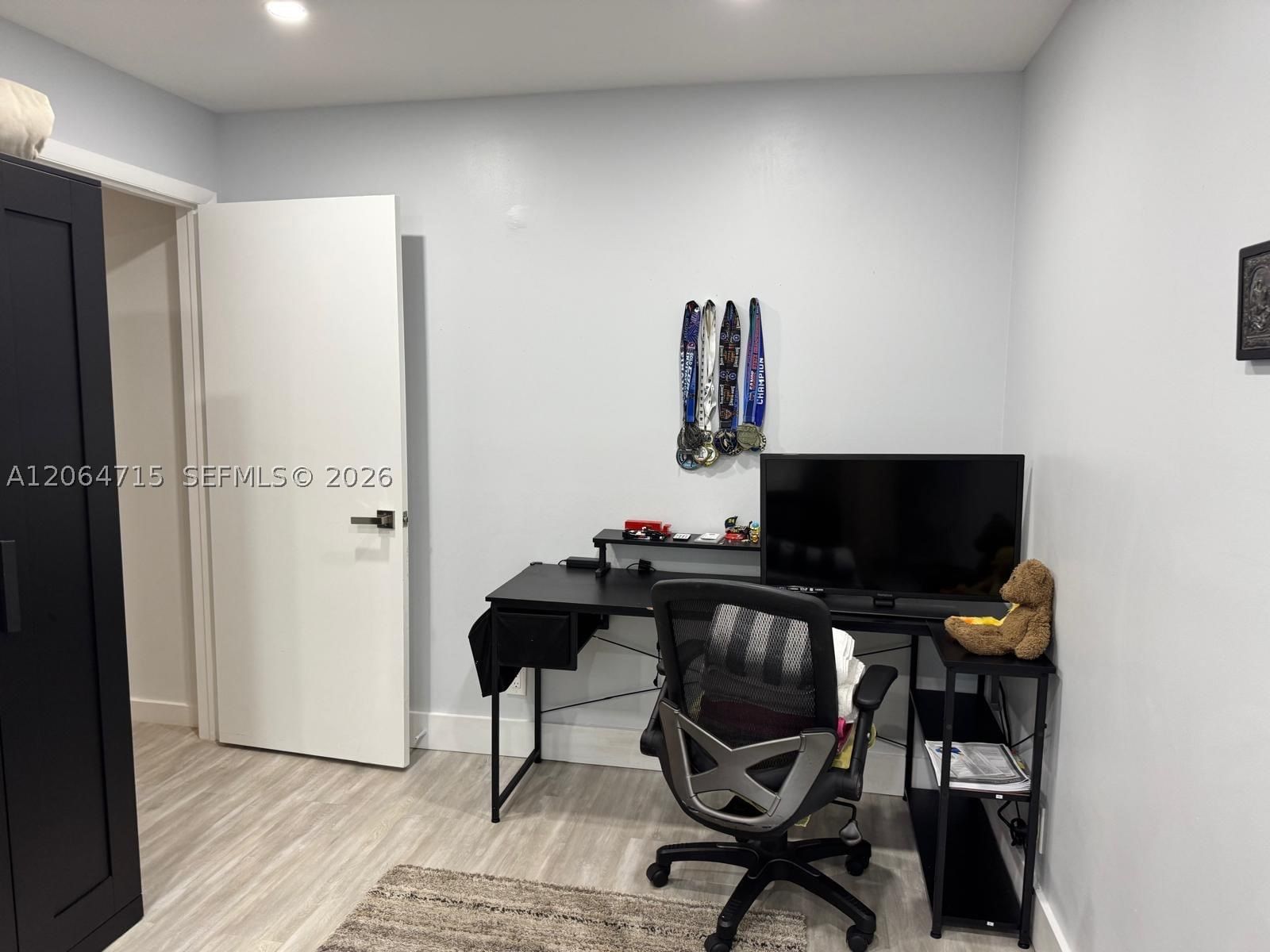 Real estate property located at 11008 Mainsail Dr, Broward, Embassy Lakes, Cooper City, FL
