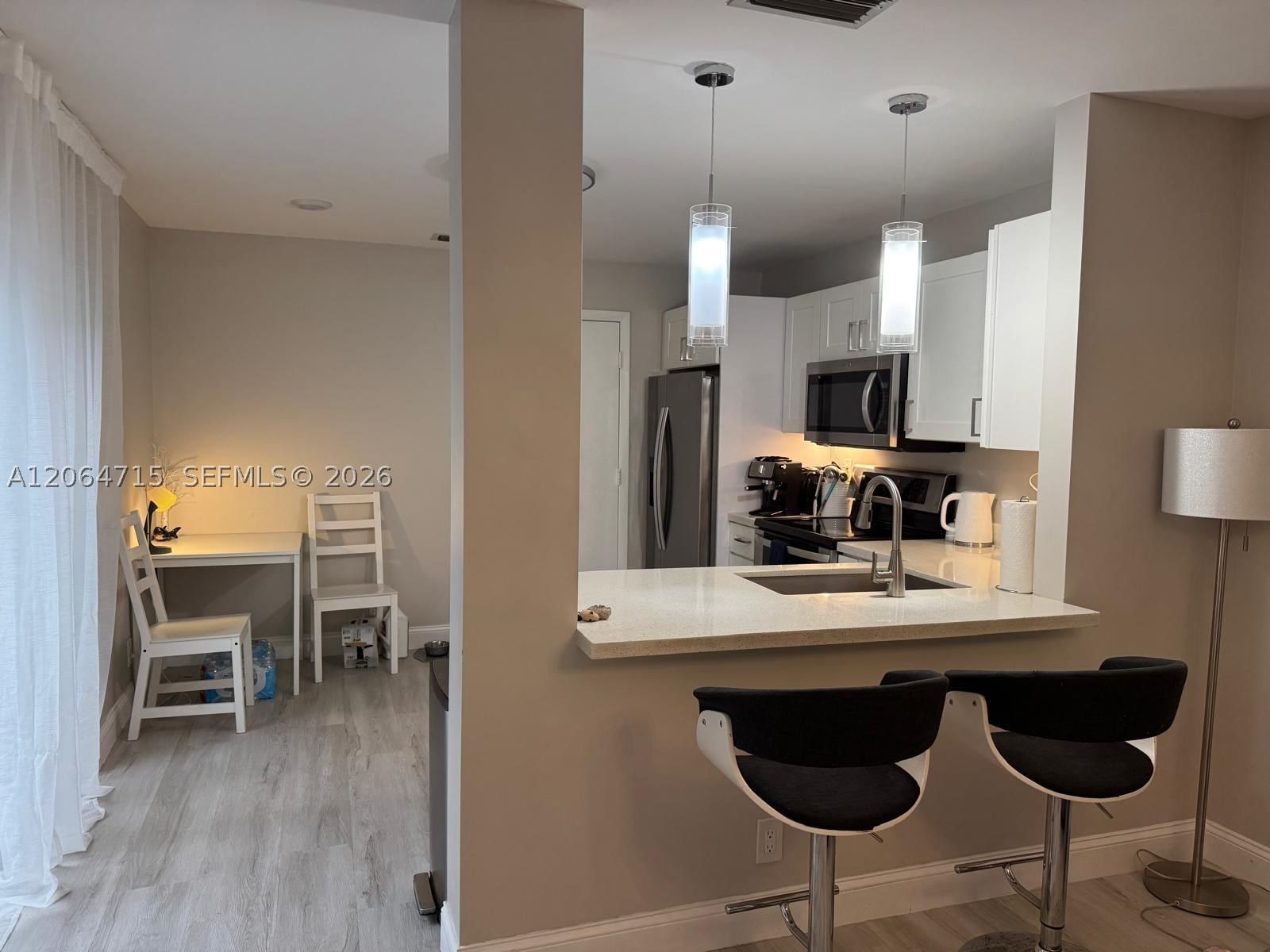 Real estate property located at 11008 Mainsail Dr, Broward, Embassy Lakes, Cooper City, FL