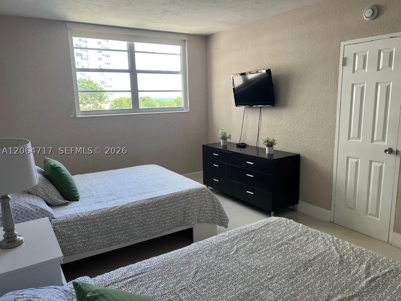 Real estate property located at 3801 Ocean Dr #3X, Broward, Tides On Hollywood Beach, Hollywood, FL