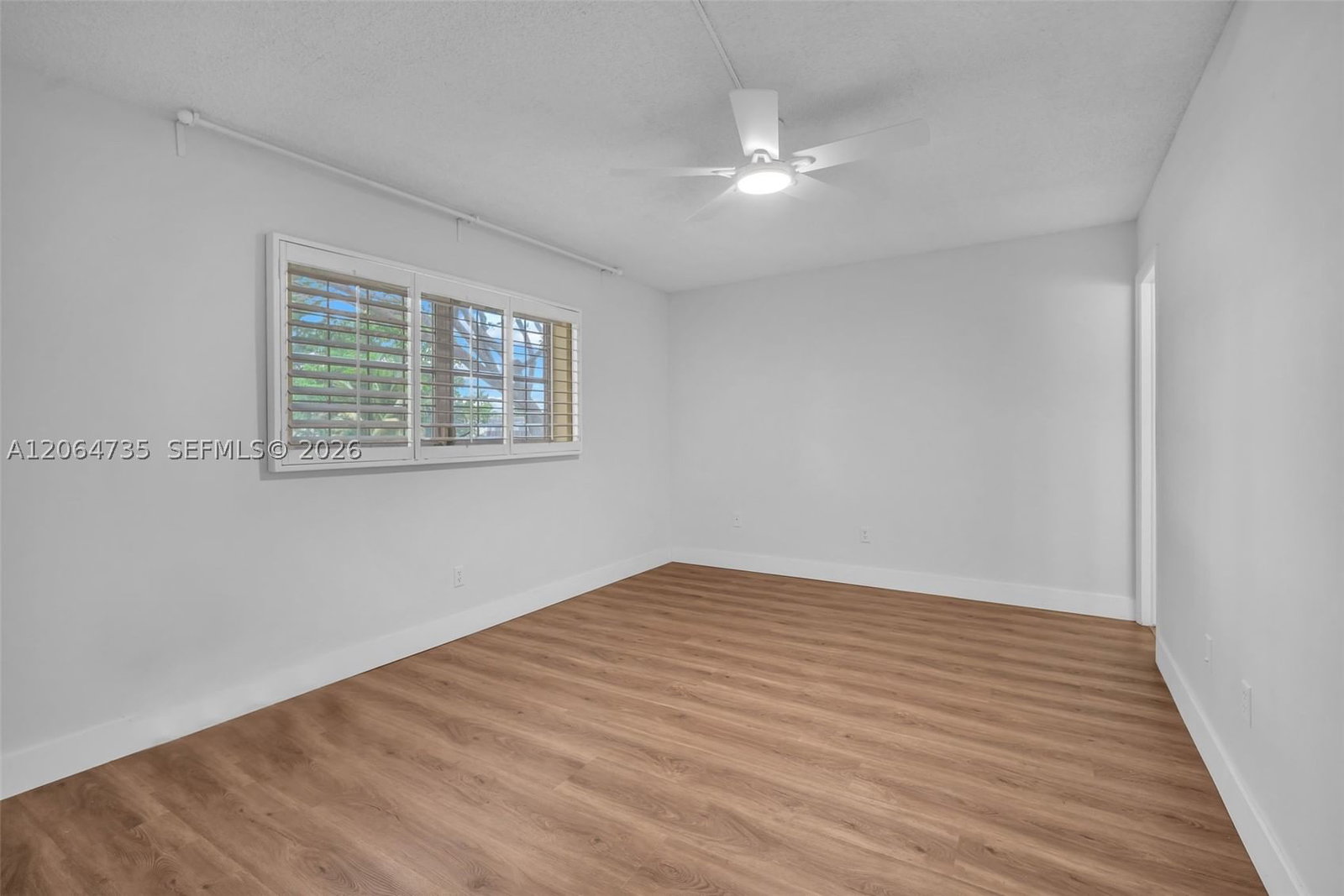 Real estate property located at 301 76th Ave #102, Broward, Oriole Gardens Three 75 C, Margate, FL