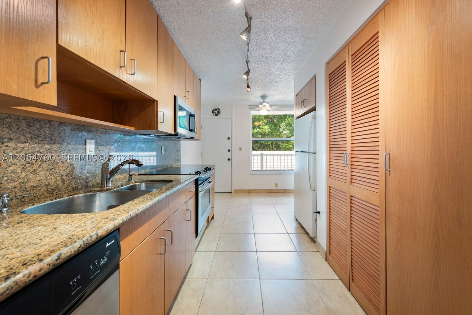 Real estate property located at 10230 Collins Ave #101, Miami-dade, Bal Harbour Res Sec, Bal Harbour, FL