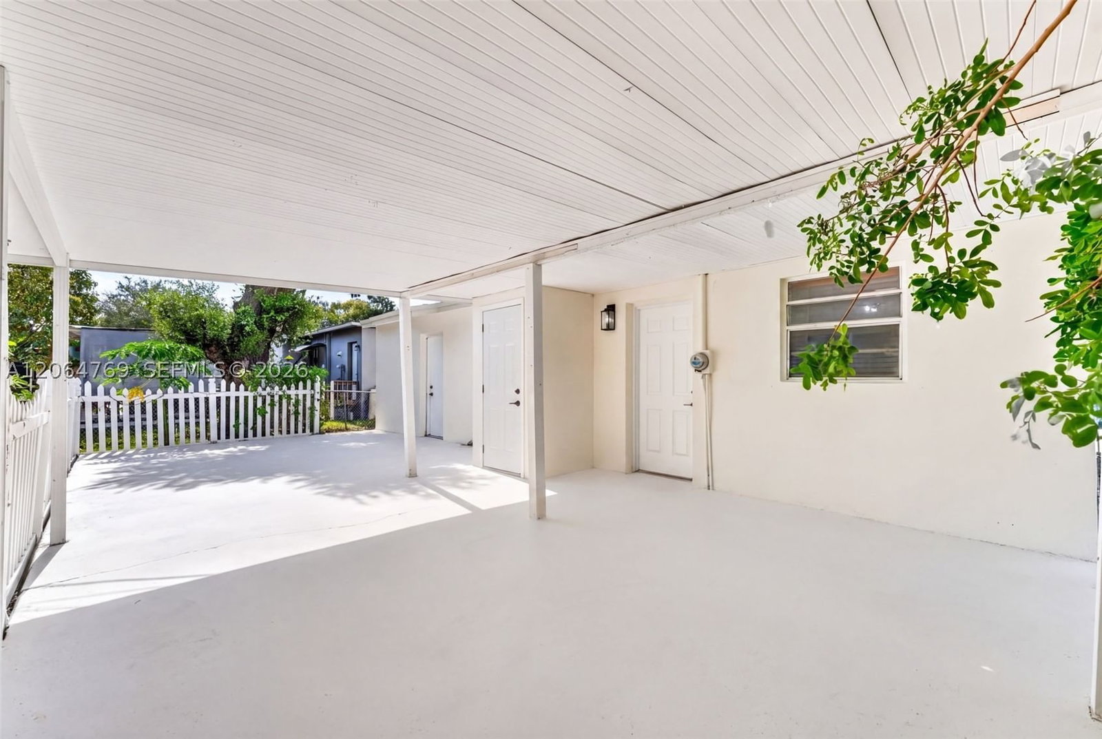 Real estate property located at 1583 152nd St, Miami-dade, Washington Park, North Miami Beach, FL