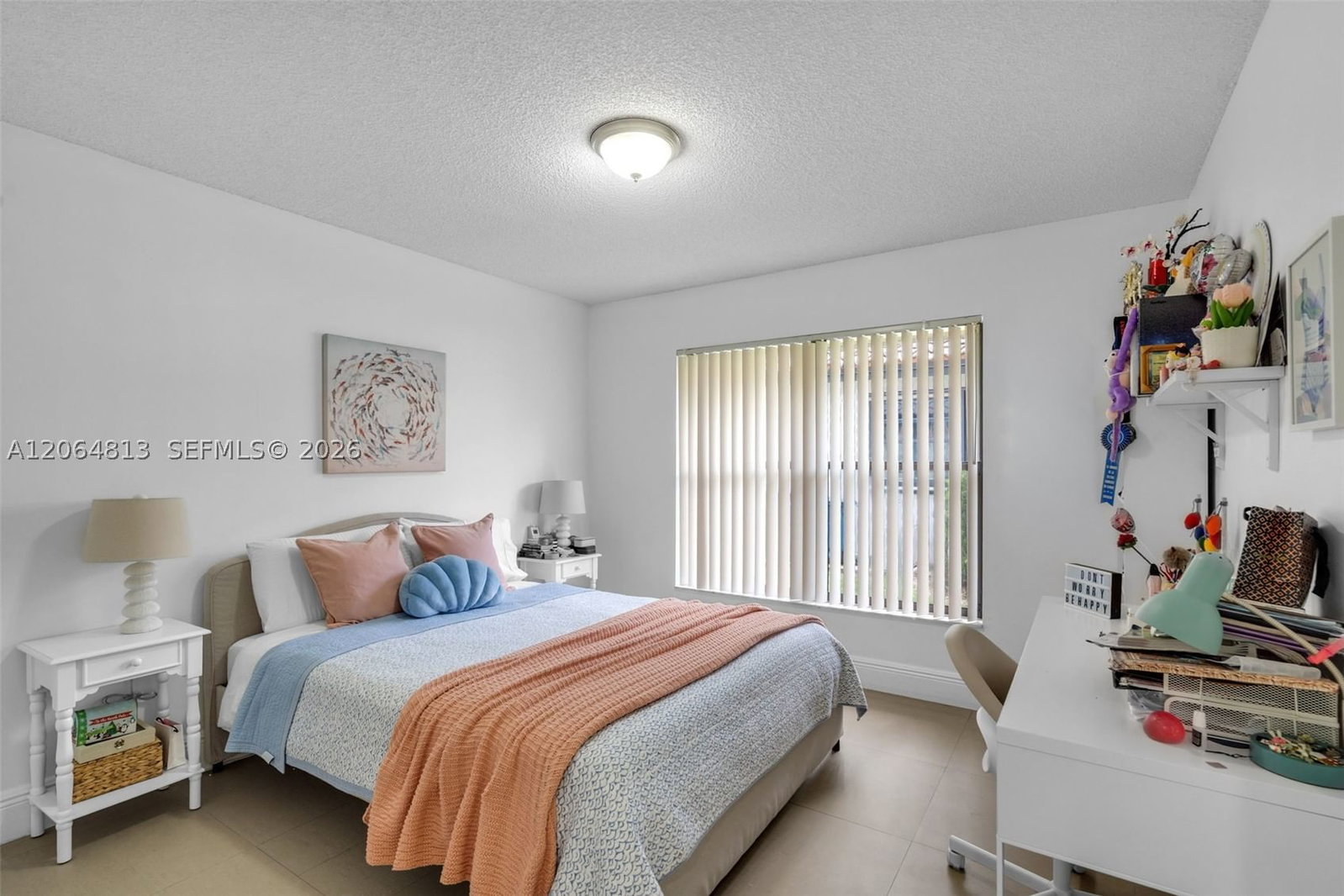 Real estate property located at 1051 Deerpath Ct, Broward, Country Isles, Weston, FL