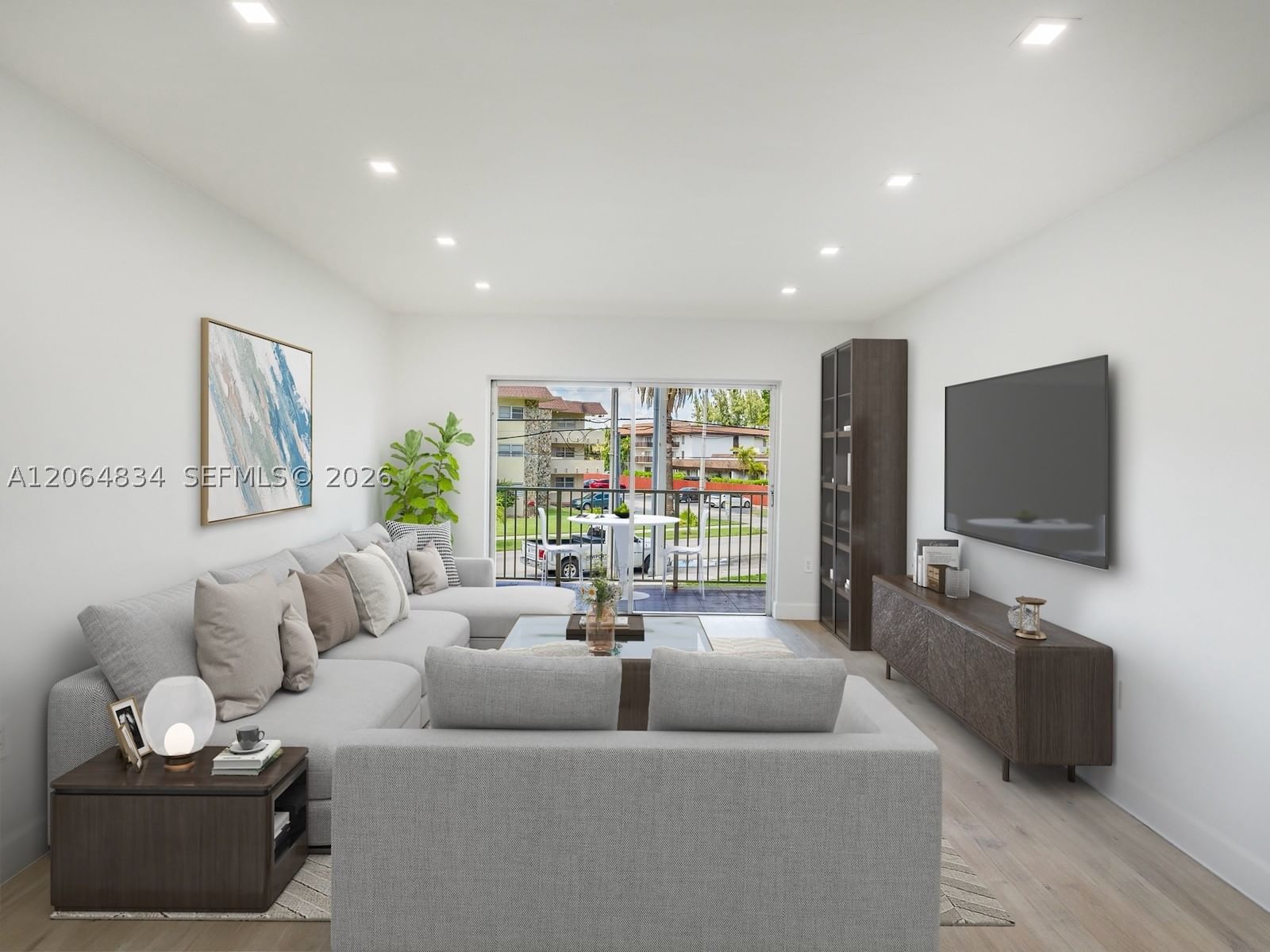 Real estate property located at 7610 82nd St J208, Miami-dade, Village At Dadeland Condo, Miami, FL