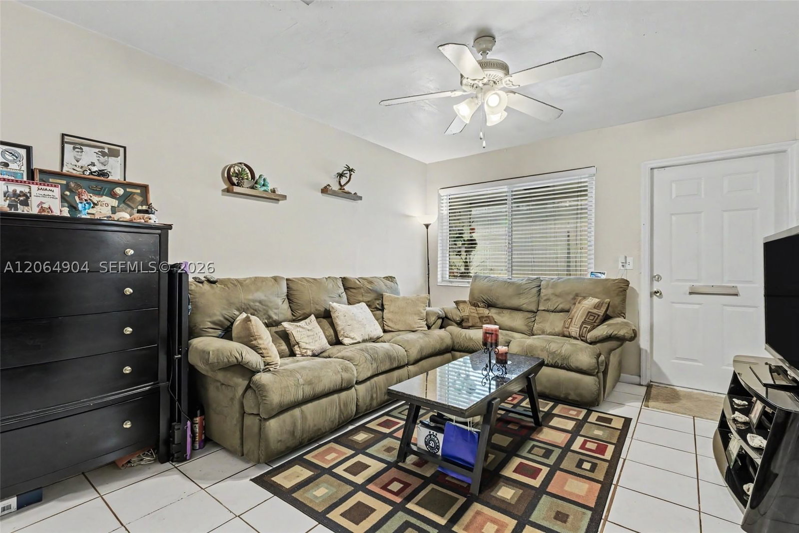 Real estate property located at 2516 Hayes St #10, Broward, Crystal Court No 1 Co-op, Hollywood, FL