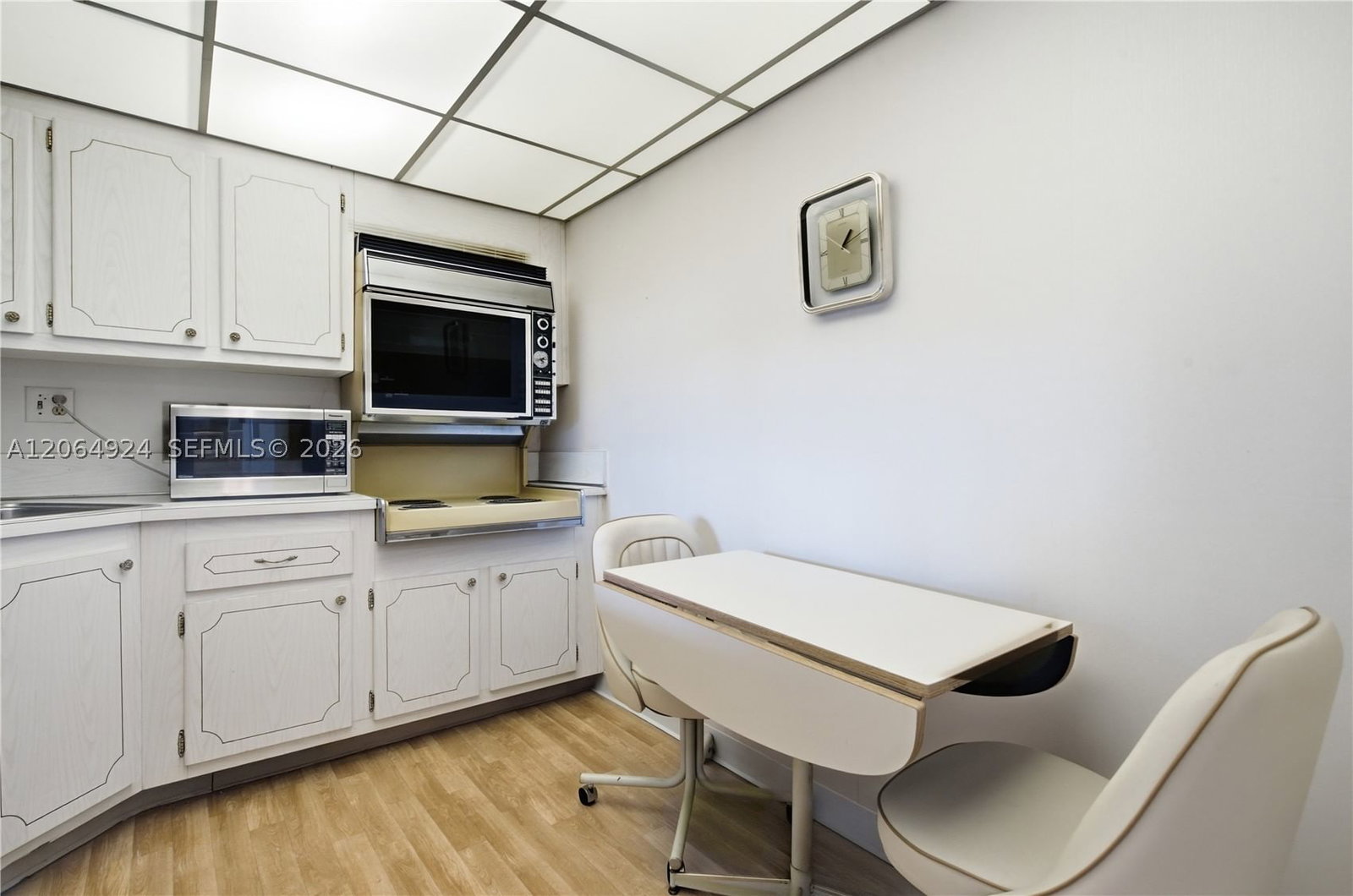 Real estate property located at 2100 Sans Souci Blvd A710, Miami-dade, Bayview Towers Condo South, North Miami, FL