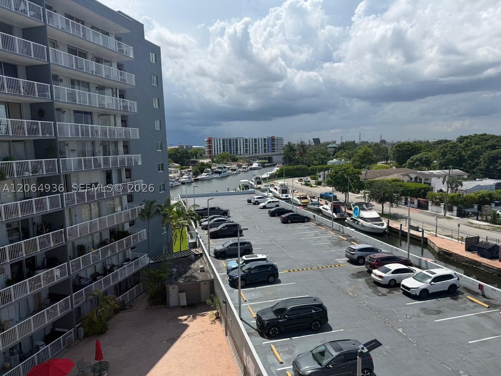 Real estate property located at 1800 24th Ave #618, Miami-dade, Isla Del Mar Condo, Miami, FL