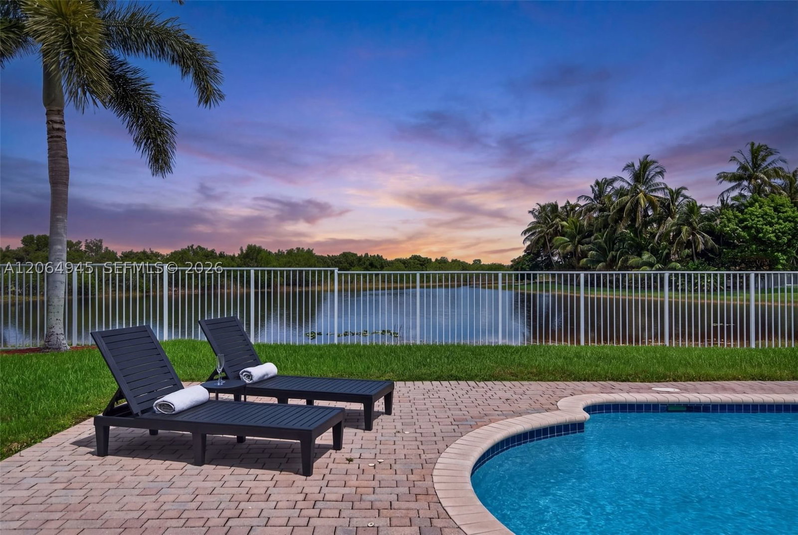 Real estate property located at 1038 Lavender Cir, Broward, Savanna / The Marshes, Weston, FL