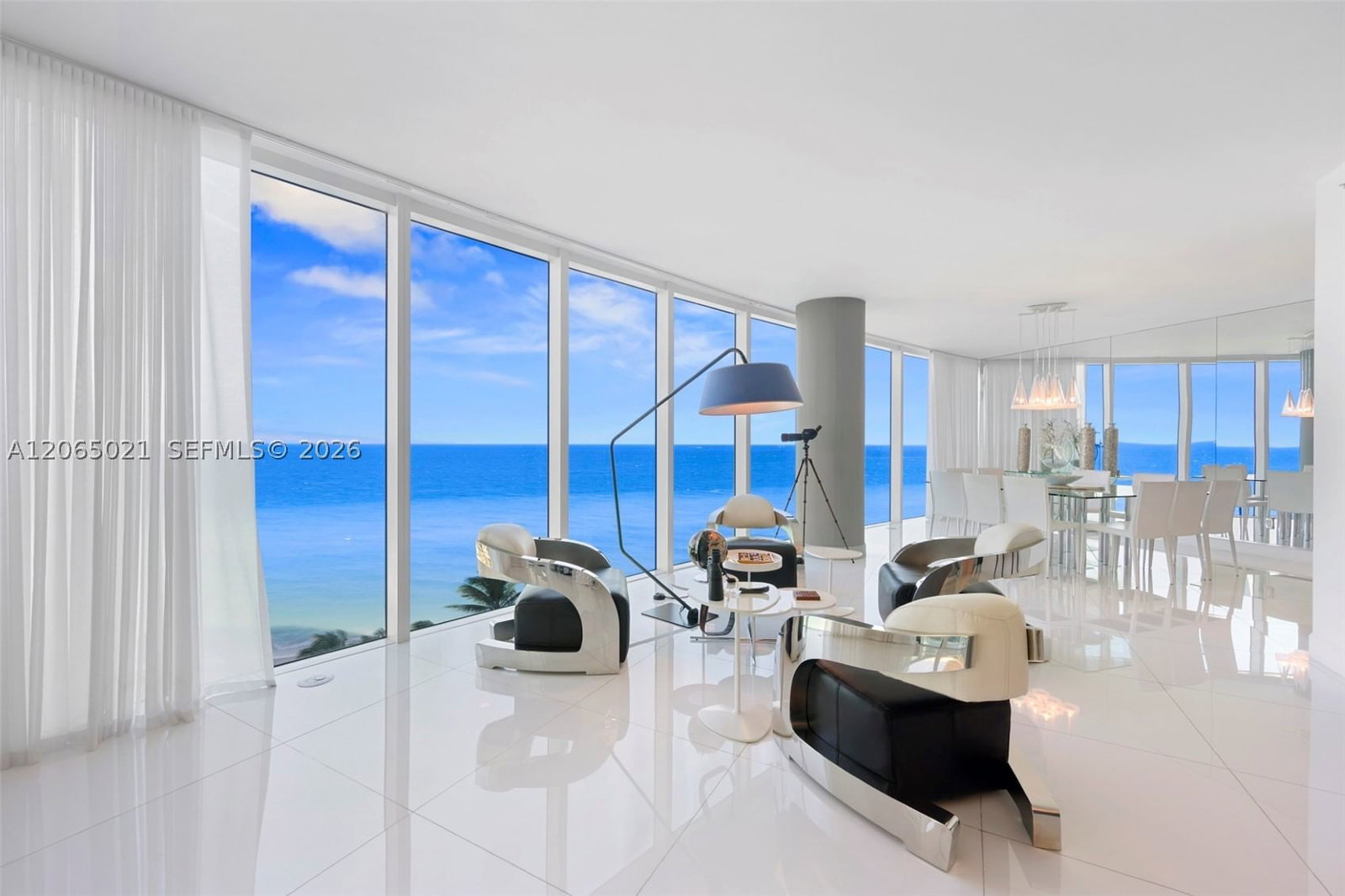 Real estate property located at 2711 Ocean Dr #902, Broward, 2711 Hollywood Beach Cond, Hollywood, FL