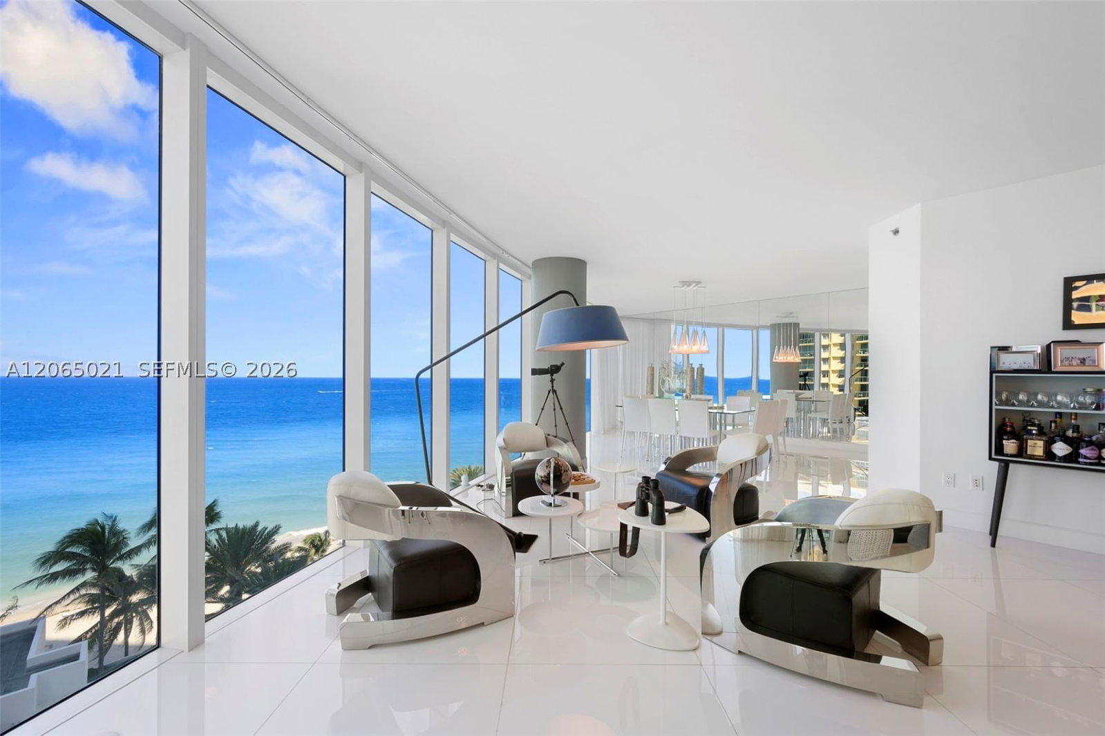 Real estate property located at 2711 Ocean Dr #902, Broward, 2711 Hollywood Beach Cond, Hollywood, FL