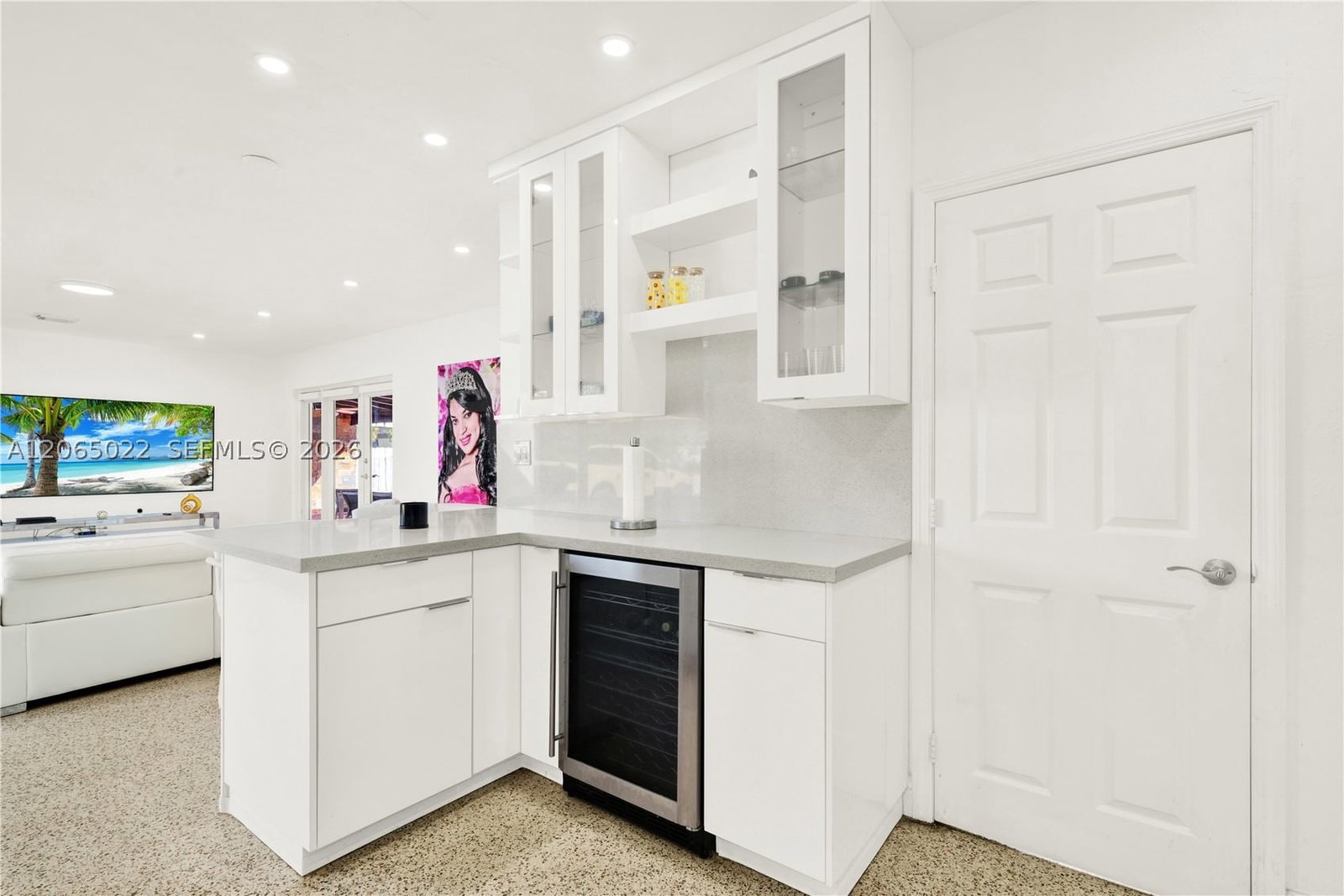 Real estate property located at 10100 Nicaragua Dr, Miami-dade, Cutler Ridge Sec 3, Cutler Bay, FL