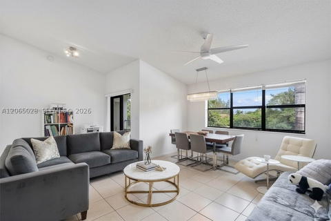 Real estate property located at 610 Park Rd #35-1, Broward, Hollywood Parc Condominiu, Hollywood, FL