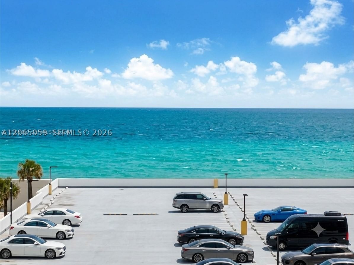 Real estate property located at 3001 Ocean Dr #443, Broward, Residences On Hollywood B, Hollywood, FL