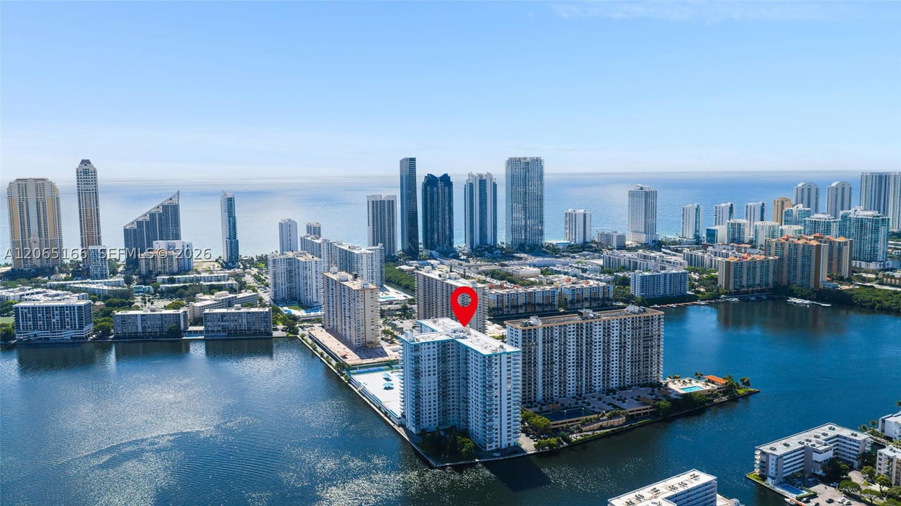 Real estate property located at 301 174th St #1216, Miami-dade, Winston Towers 500 Condo, Sunny Isles Beach, FL