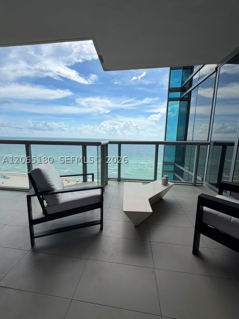 Real estate property located at 17121 Collins Ave #1208, Miami-dade, Jade Ocean Condo, Sunny Isles Beach, FL