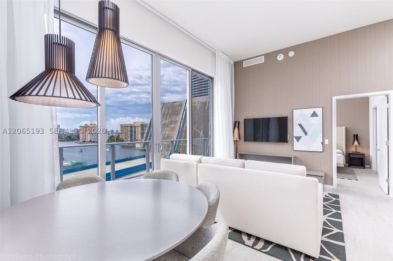 Real estate property located at 4010 Ocean Dr R409, Broward, 4010 South Ocean Condo, Hollywood, FL
