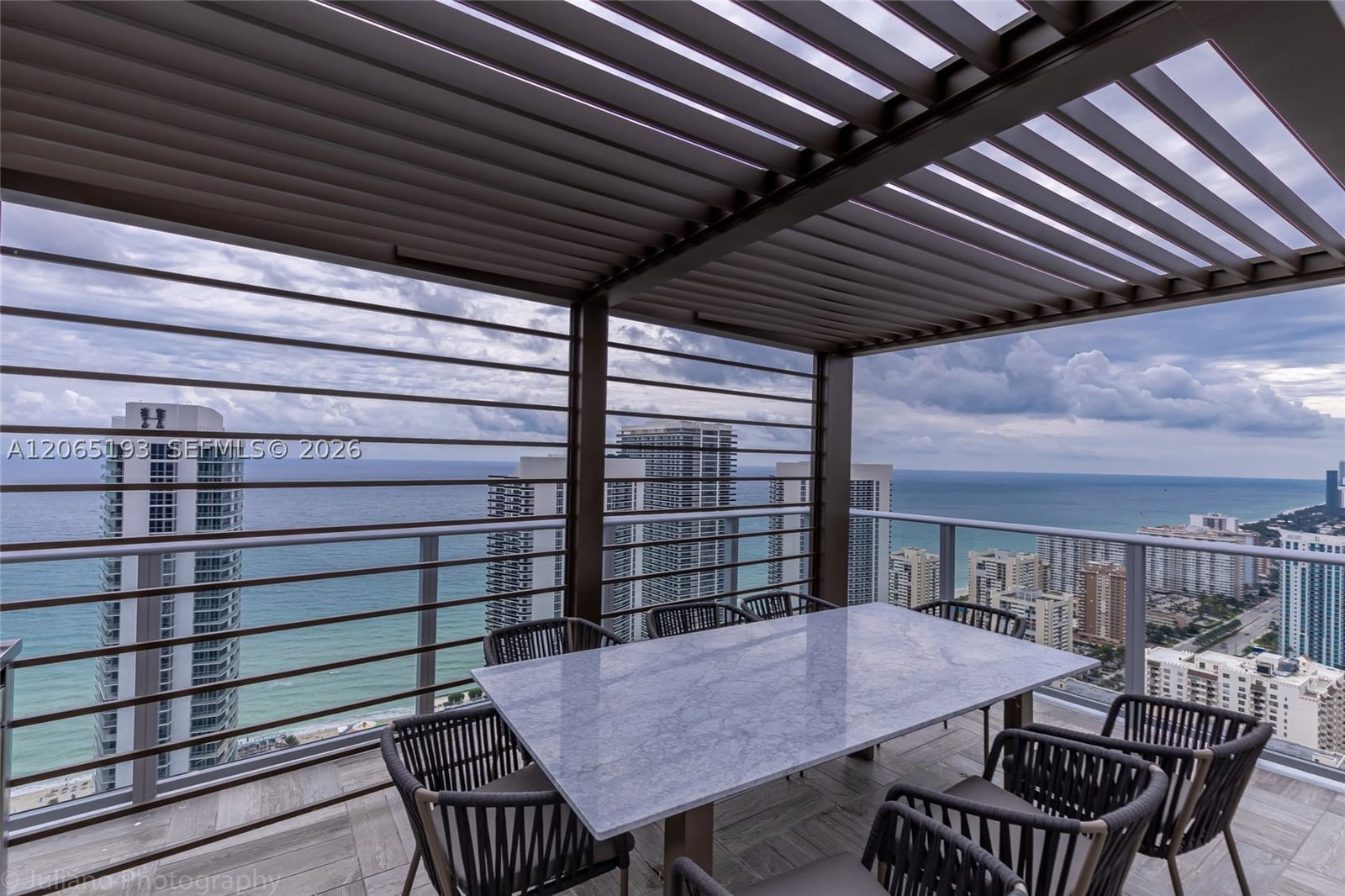 Real estate property located at 4010 Ocean Dr R409, Broward, 4010 South Ocean Condo, Hollywood, FL