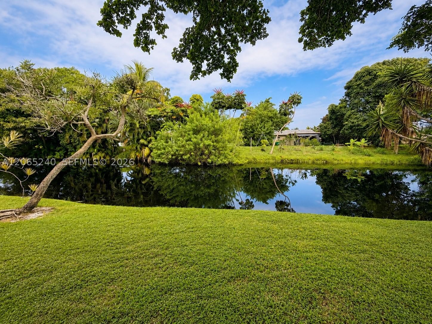 Real estate property located at 2311 82nd Ter, Broward, Cross Creek Townhomes Pla, North Lauderdale, FL