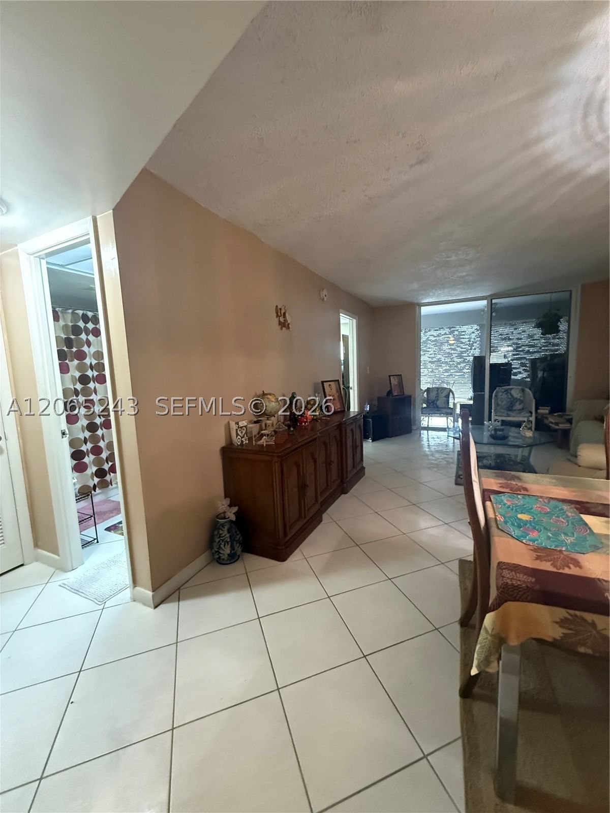 Real estate property located at 9001 Sunrise Lakes Blvd #201, Broward, Sunrise Lakes 88 Condo, Sunrise, FL