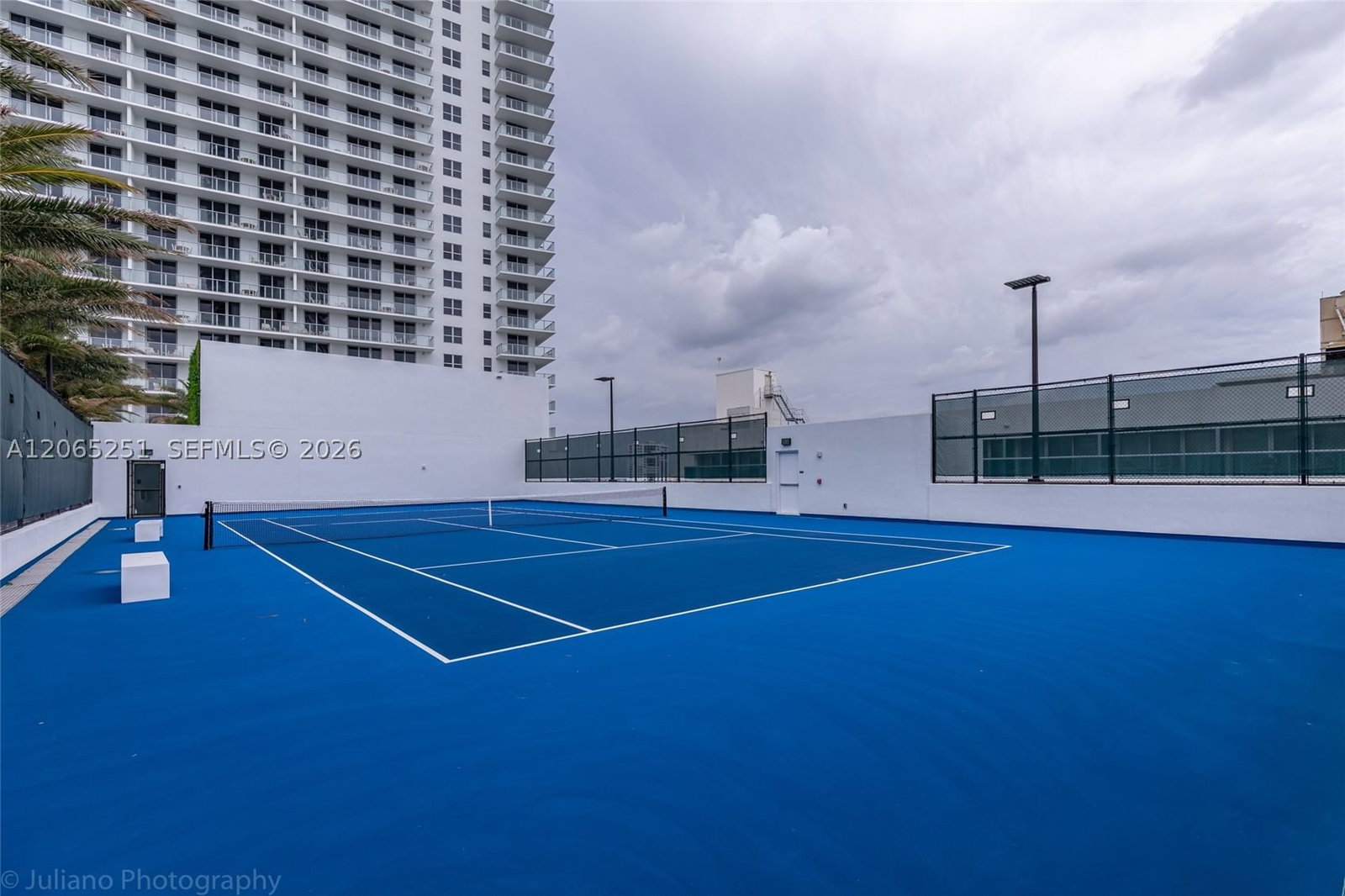 Real estate property located at 4010 Ocean Dr R509, Broward, 4010 South Ocean Condo, Hollywood, FL
