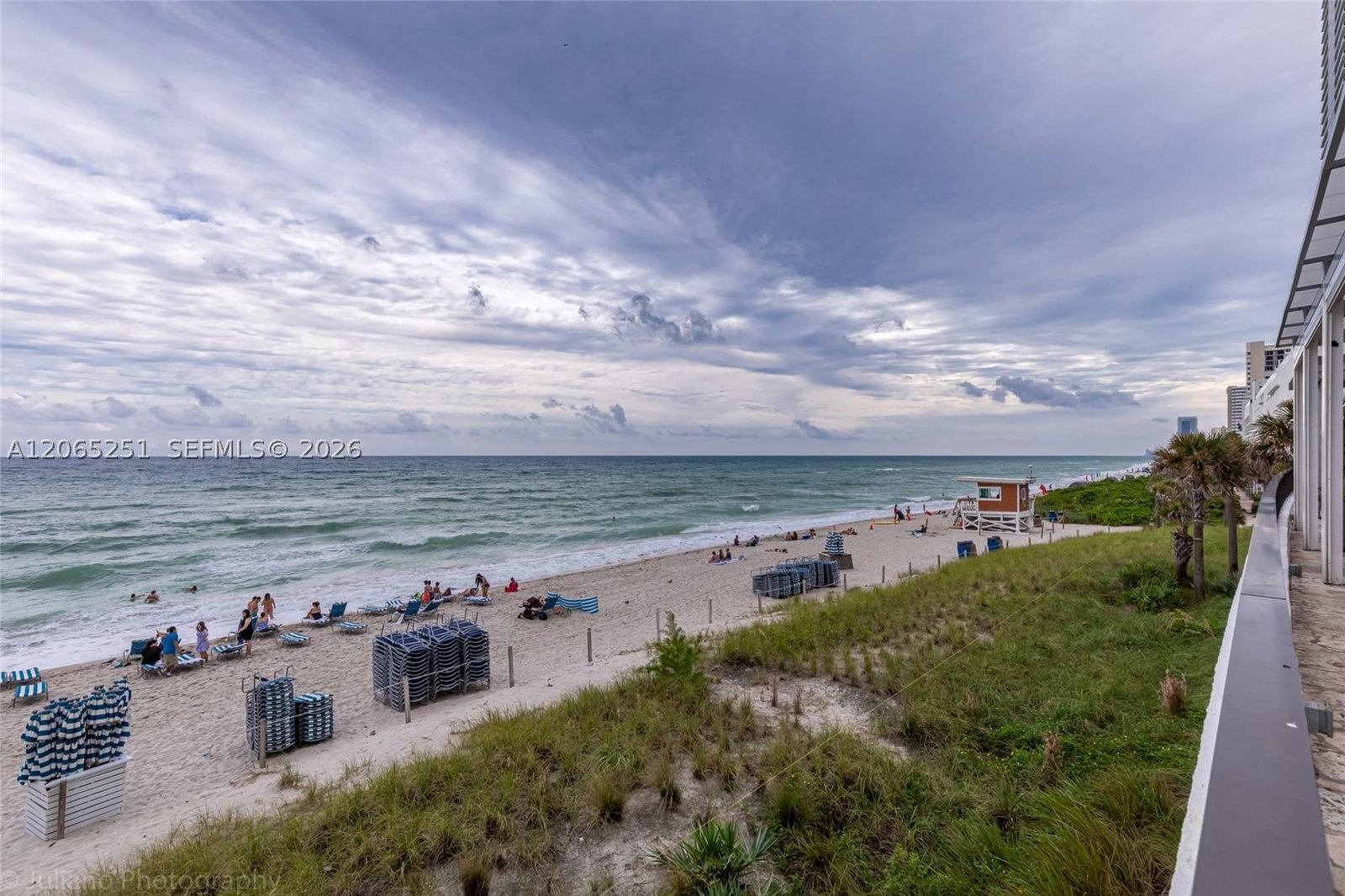Real estate property located at 4010 Ocean Dr R509, Broward, 4010 South Ocean Condo, Hollywood, FL