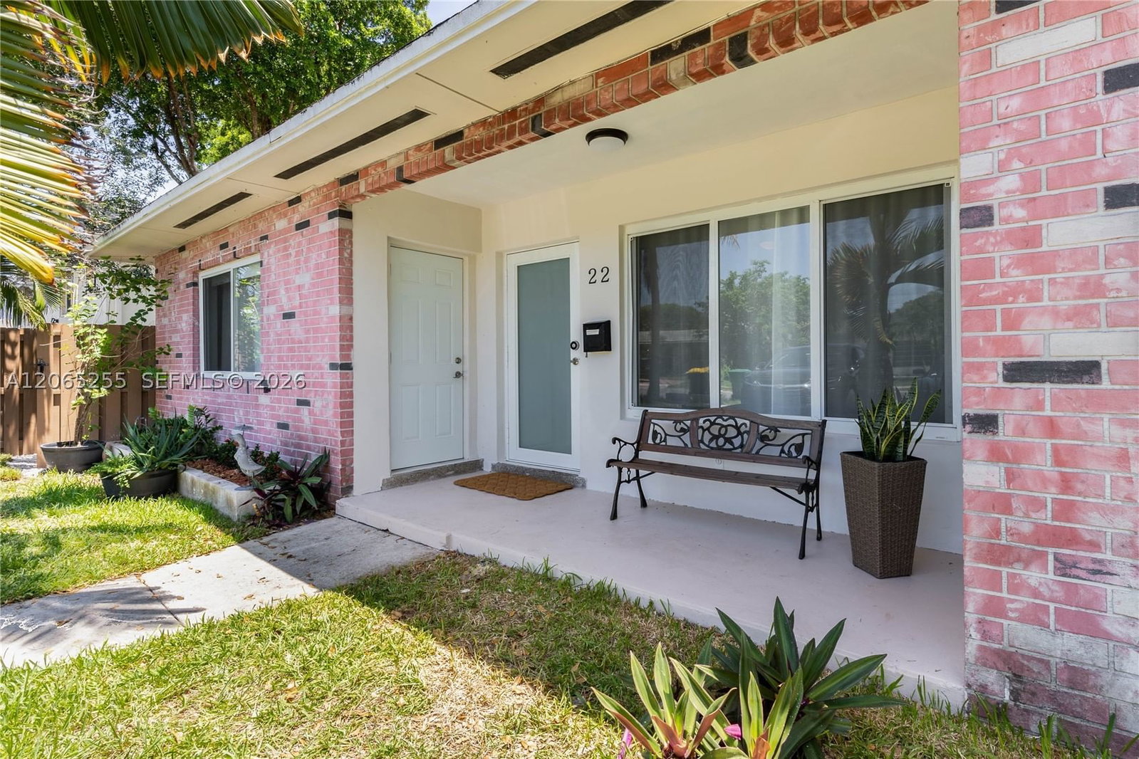 Real estate property located at 20 13th Ter, Broward, Dixie Way, Dania Beach, FL