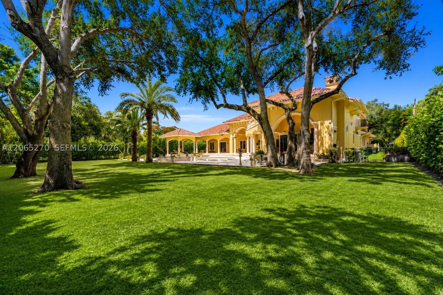 Real estate property located at 9245 93rd Ave, Miami-dade, Pendry Acres, Miami, FL