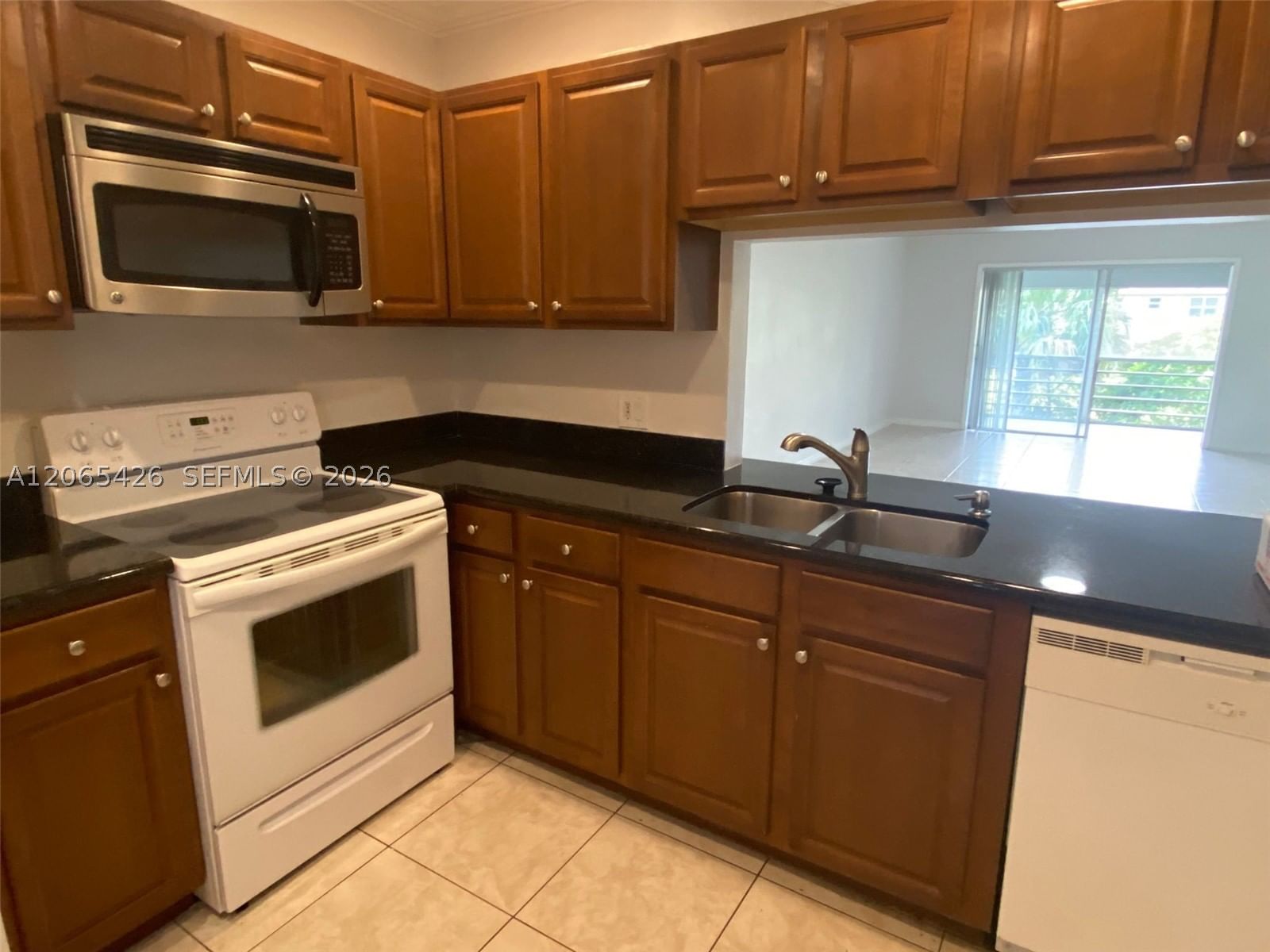 Real estate property located at 4291 9th Ave #202, Broward, Crystal Greens Condo, Deerfield Beach, FL