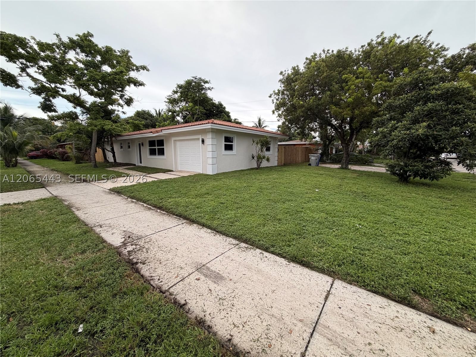 Real estate property located at 110 17th Ct, Broward, Kendall Green Sec, Pompano Beach, FL