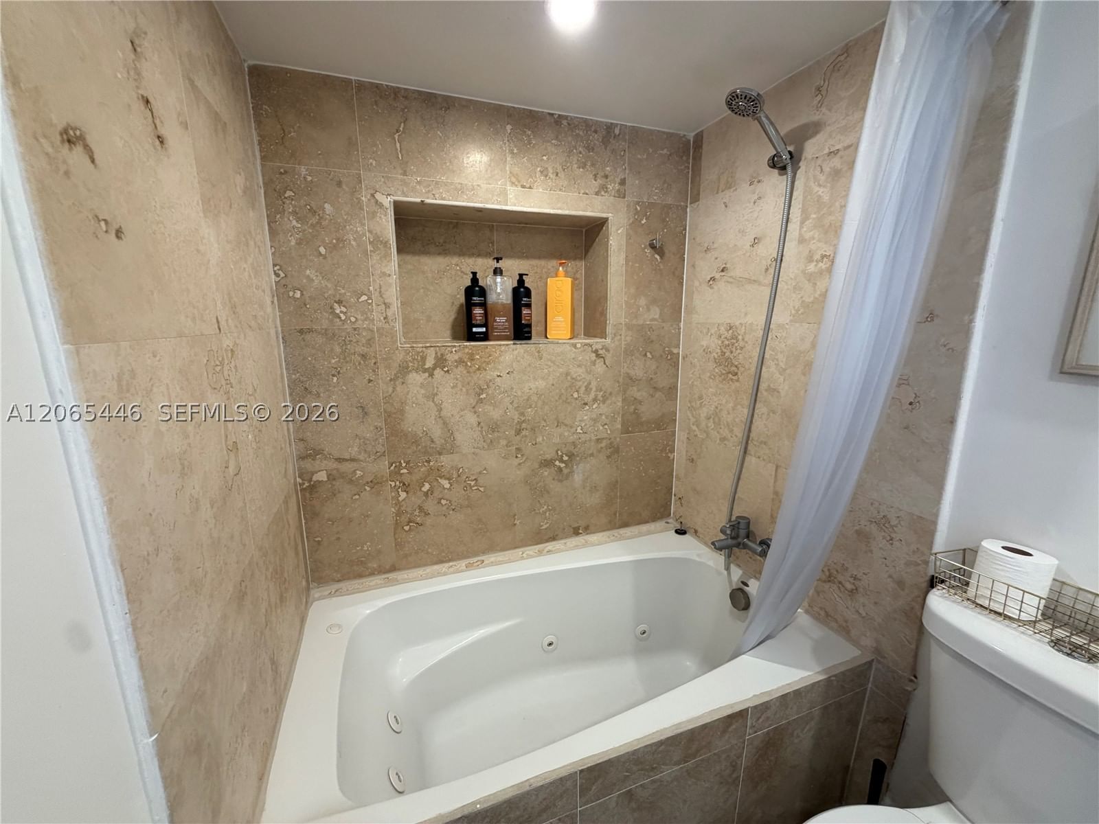 Real estate property located at 2903 Miami Beach Blvd #201, Miami-dade, Island Shores Condo, North Miami Beach, FL