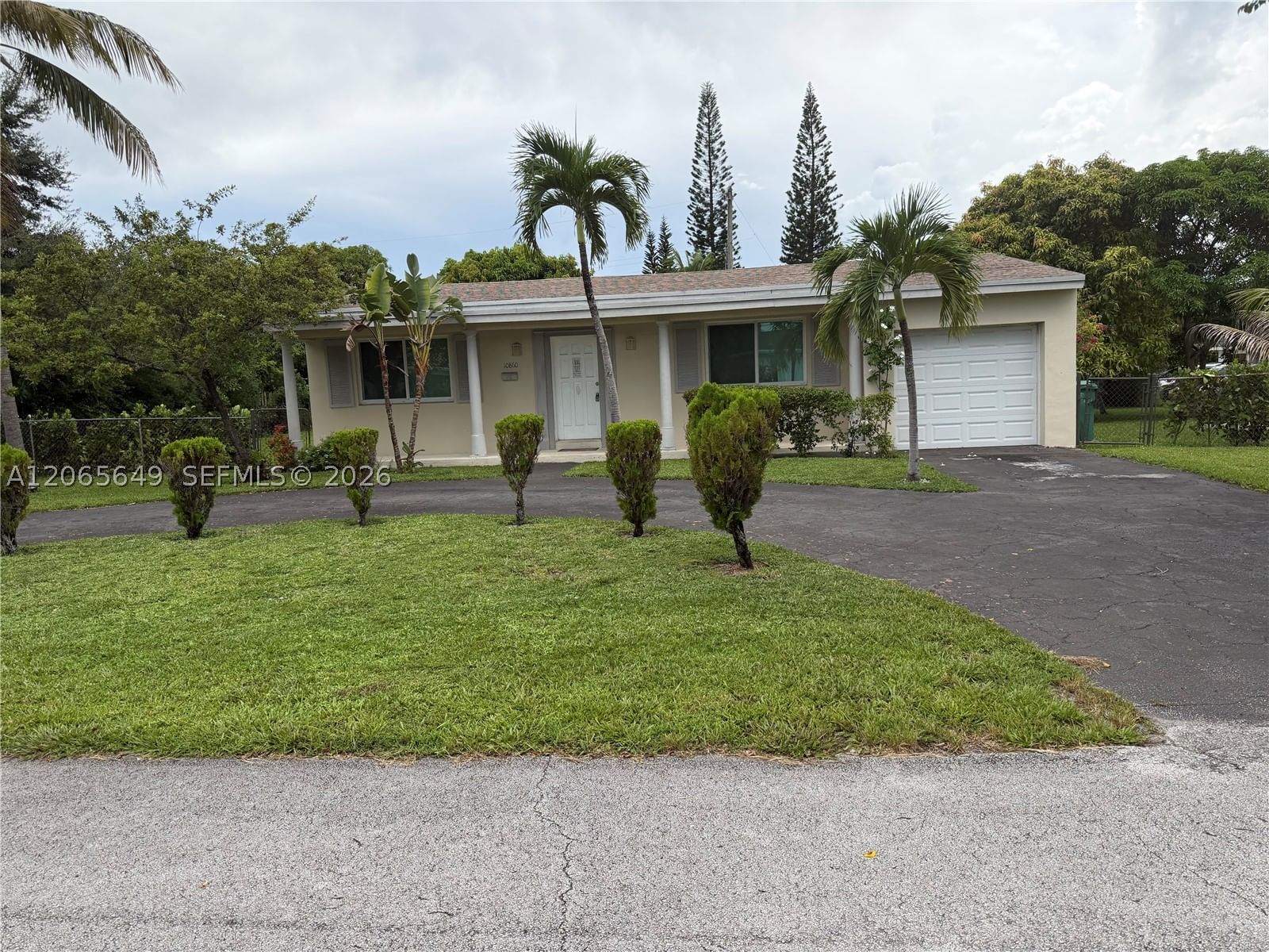 Real estate property located at 10860 11th Ave, Miami-dade, Bisc Shores Heights, Miami, FL