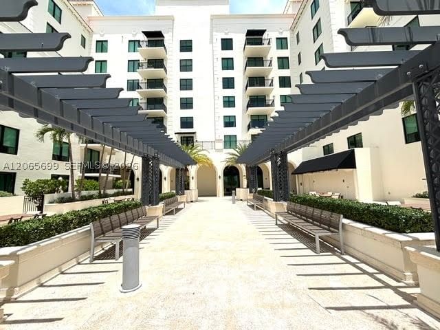 Real estate property located at 1300 Ponce De Leon Blvd #409, Miami-dade, 1300 Ponce Condo, Coral Gables, FL