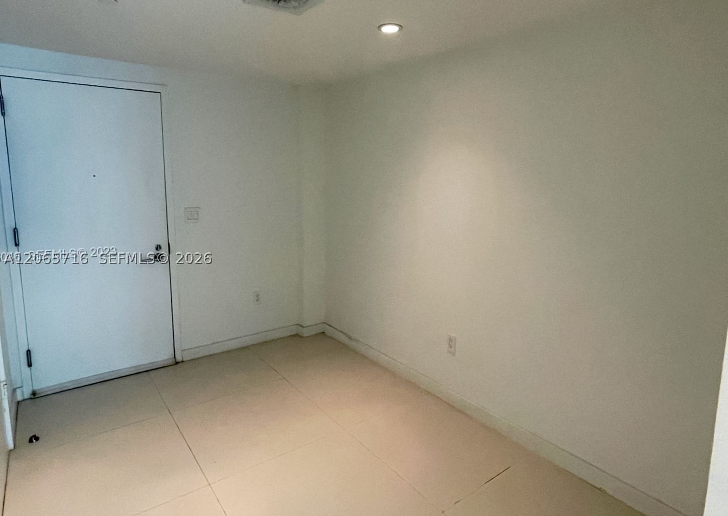 Real estate property located at 1300 Miami Ave #1008, Miami-dade, 1300 S Miami Avenue Condo, Miami, FL