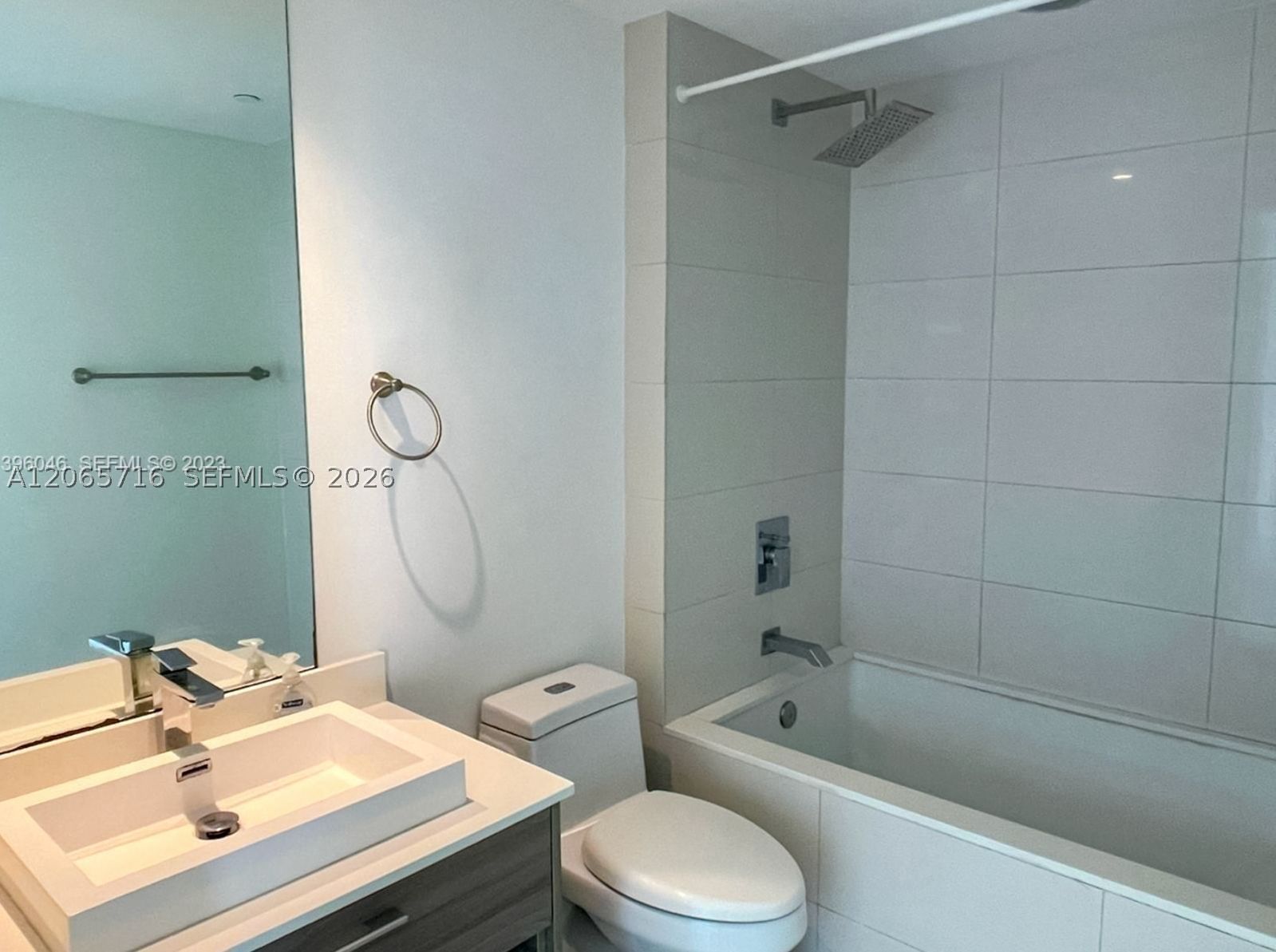 Real estate property located at 1300 Miami Ave #1008, Miami-dade, 1300 S Miami Avenue Condo, Miami, FL