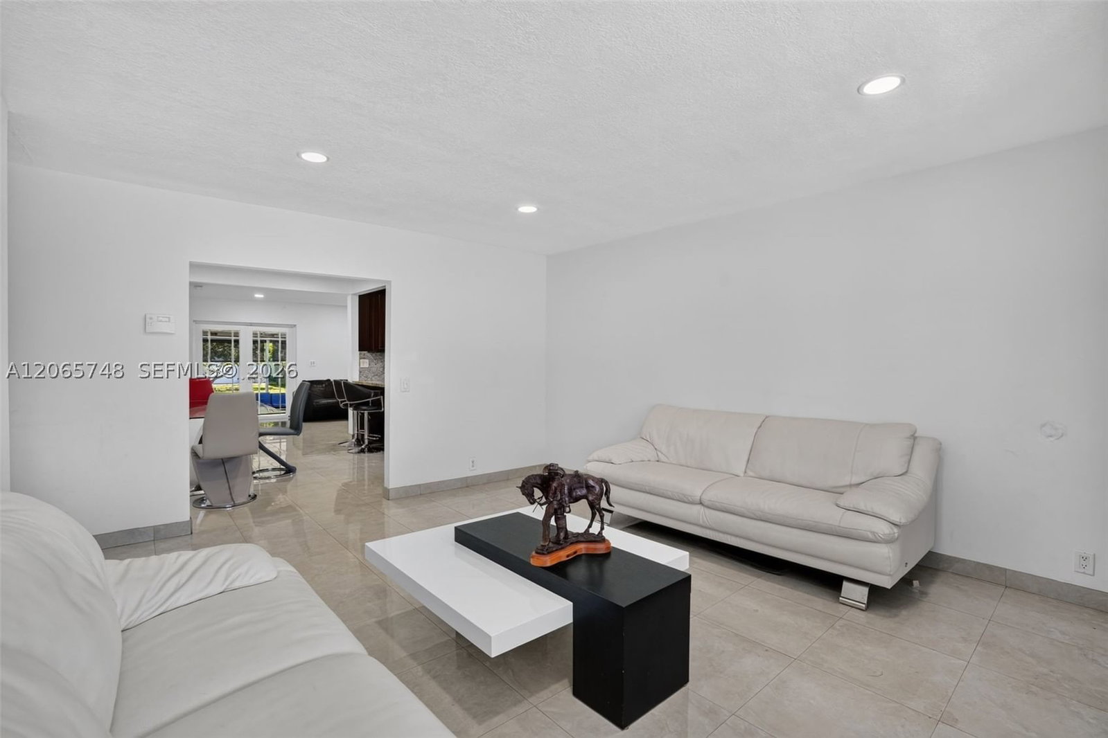 Real estate property located at 6010 19 ST, Miami-dade, Tamiami Acres Plan 1, Miami, FL