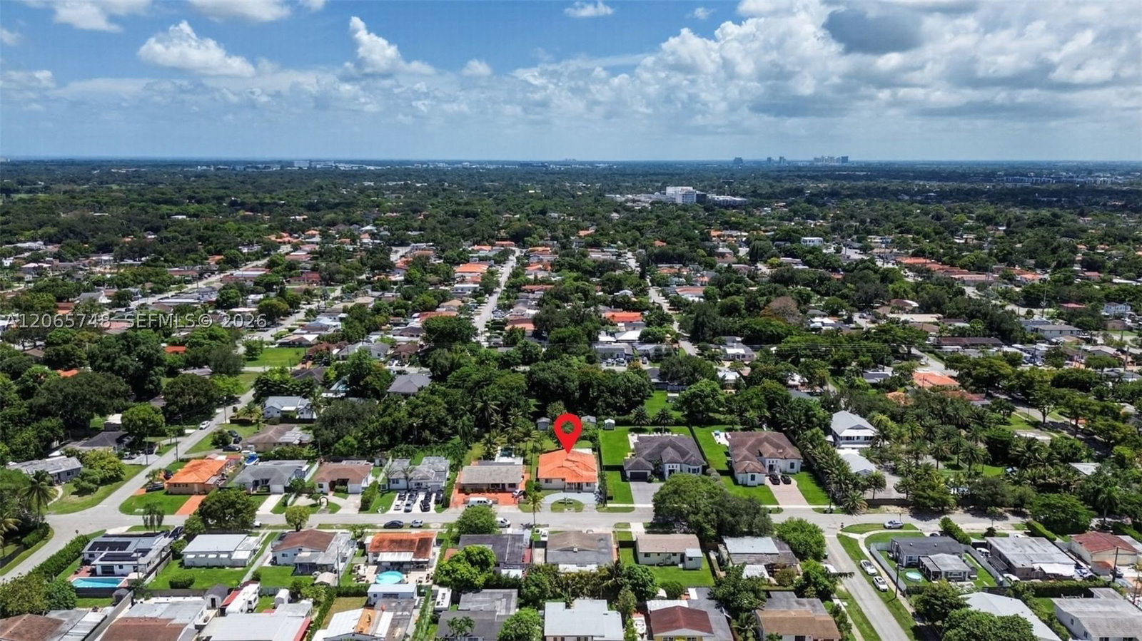 Real estate property located at 6010 19 ST, Miami-dade, Tamiami Acres Plan 1, Miami, FL