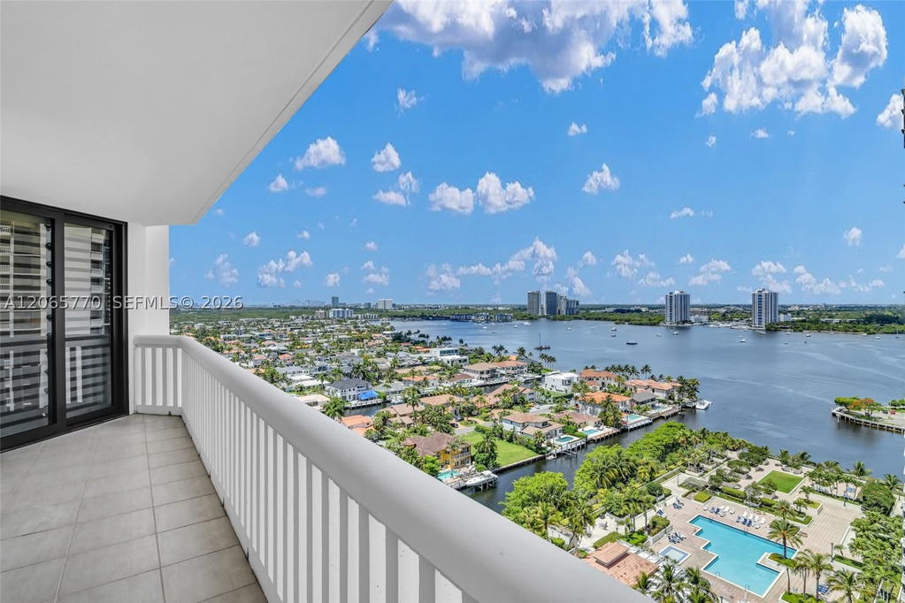 Real estate property located at 2000 Island Blvd #2006, Miami-dade, 2000 Isl Blvd Williams Is, Aventura, FL