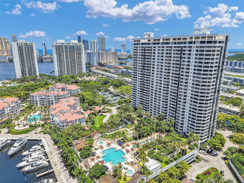 Real estate property located at 2000 Island Blvd #2006, Miami-dade, 2000 Isl Blvd Williams Is, Aventura, FL