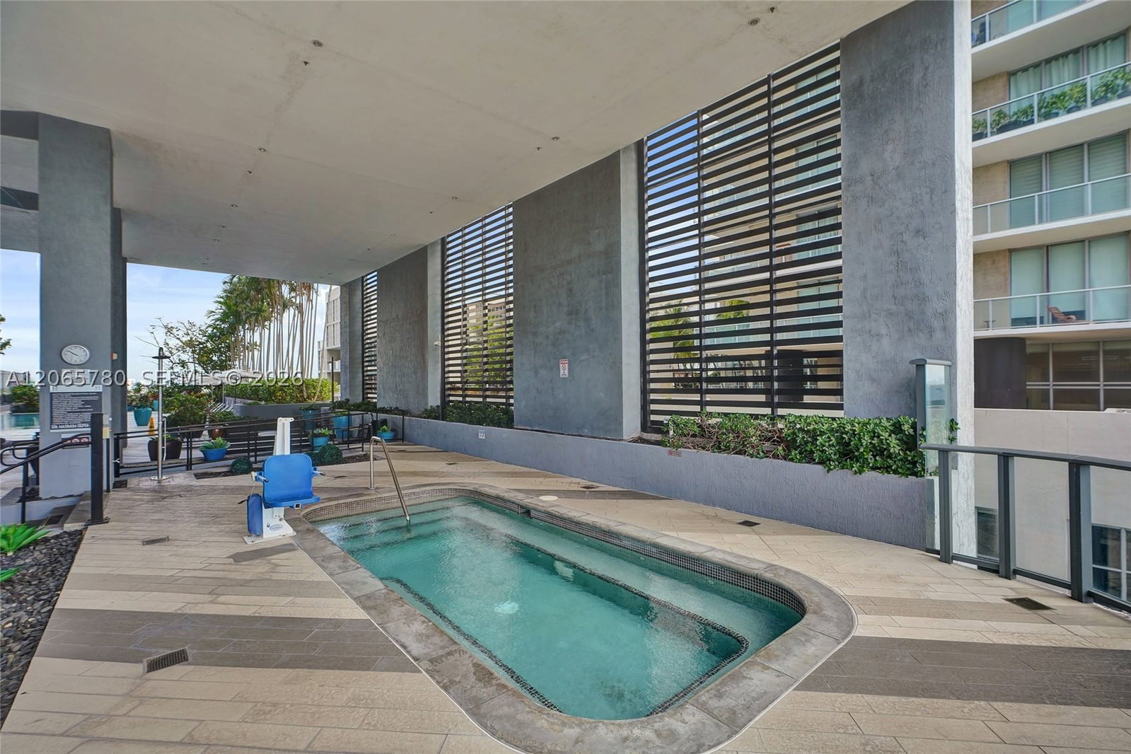 Real estate property located at 121 34th St #2705, Miami-dade, 3401 Midtown Condo, Miami, FL