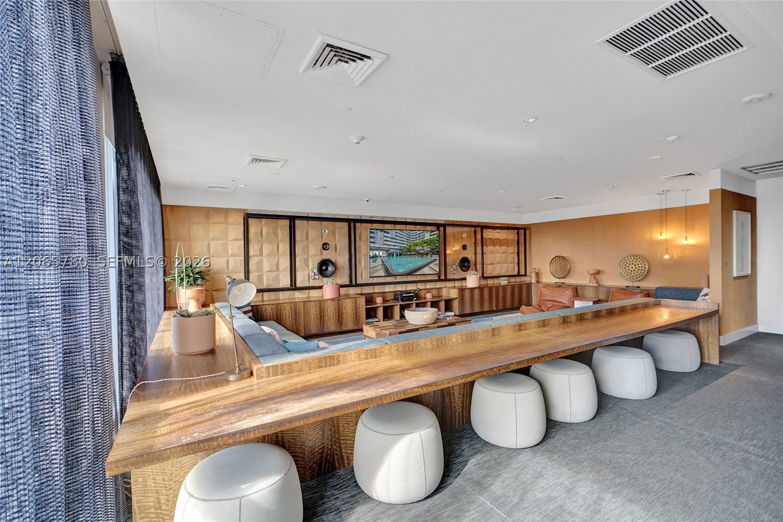 Real estate property located at 121 34th St #2705, Miami-dade, 3401 Midtown Condo, Miami, FL