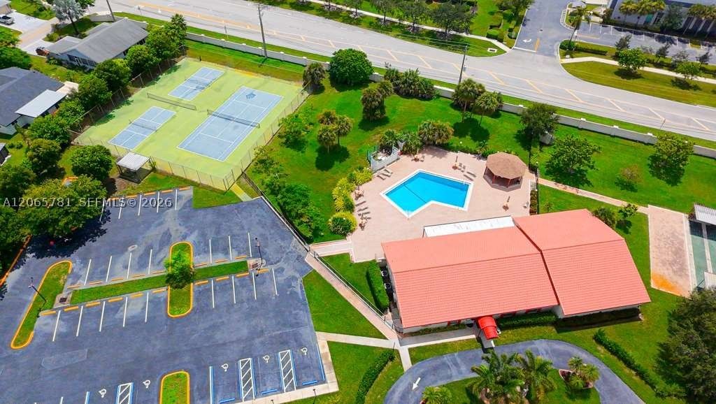 Real estate property located at 7112 107th Ave, Broward, Westwood Community 7, Tamarac, FL
