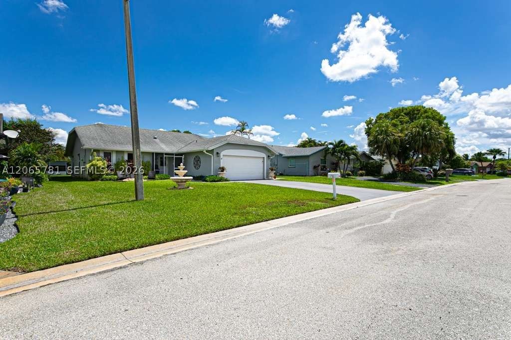 Real estate property located at 7112 107th Ave, Broward, Westwood Community 7, Tamarac, FL