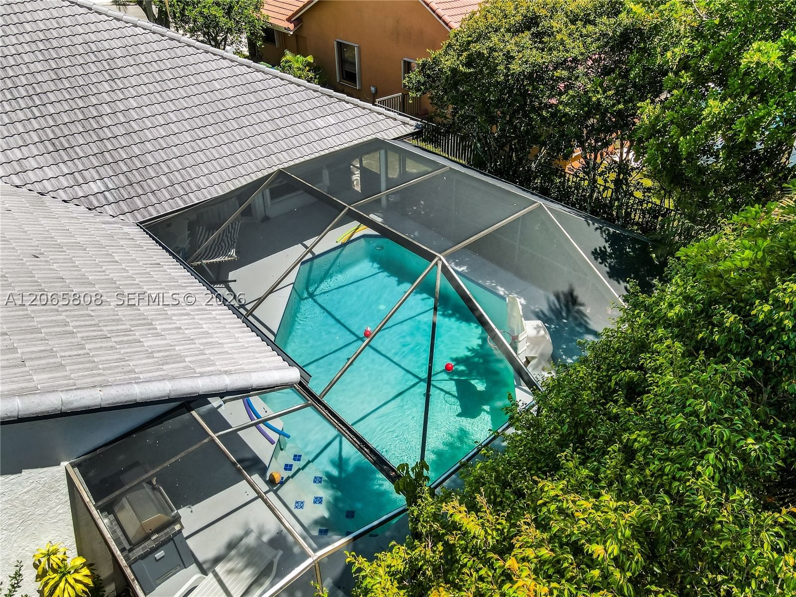 Real estate property located at 1097 Smoke Tree Ct, Broward, Country Isles, Weston, FL