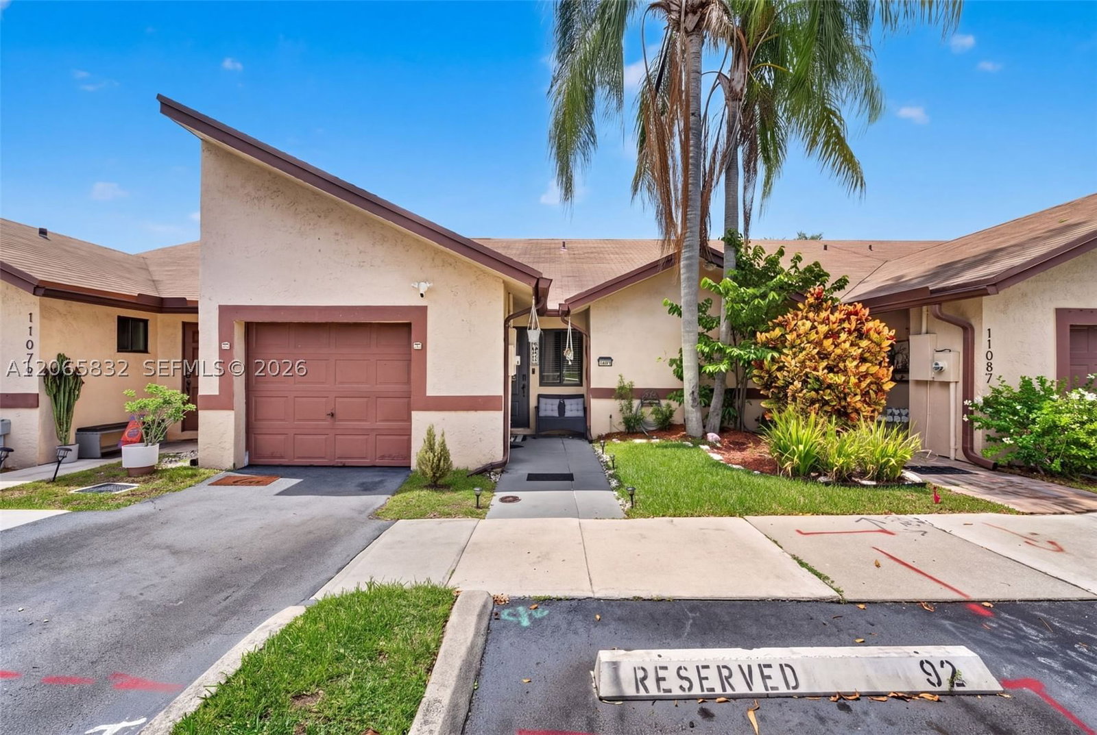 Real estate property located at 11083 38th Pl, Broward, Welleby Nw Quadrant, Sunrise, FL